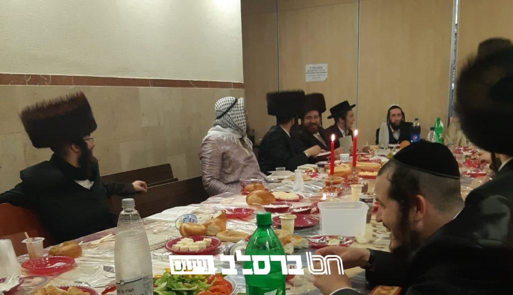 סיום ליקוטי מוהר"ן שנלמד בסדר בקיאות מיוחד בחבורת 'כוכבי אור' שבראשות הרה"ח ר' יעקב נתן אנשין