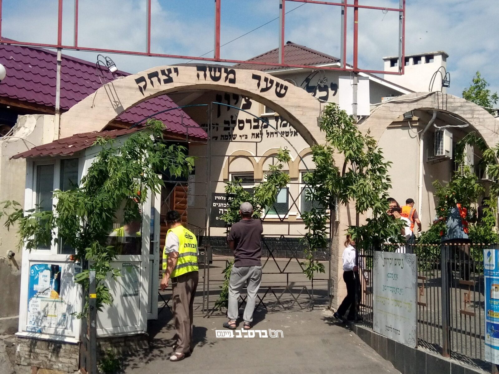 אומן • שוב הגבלות יציאה לציון רבנו הקדוש באומן