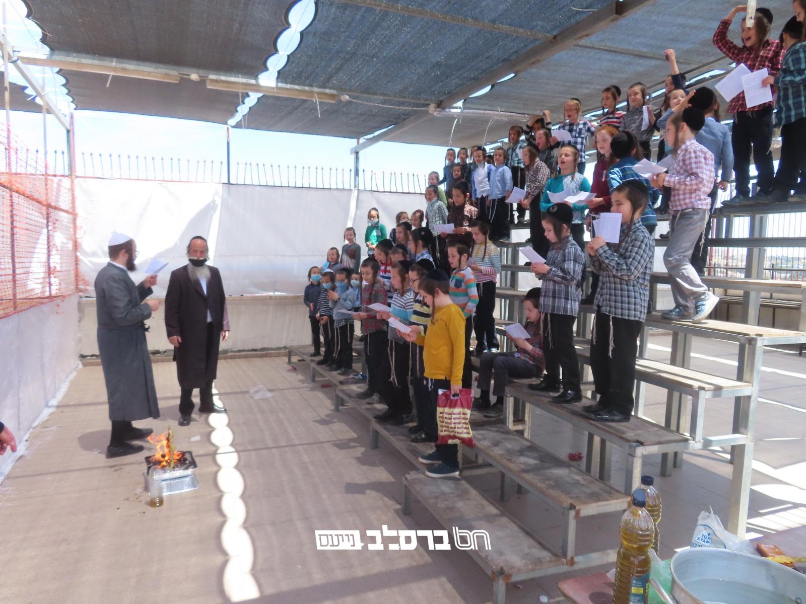 ירושלים: ל"ג בעומר • הדלקה בת"ת ברסלב ירושלים שבנשיאות הגה"צ רבי משה קרמר שליט"א