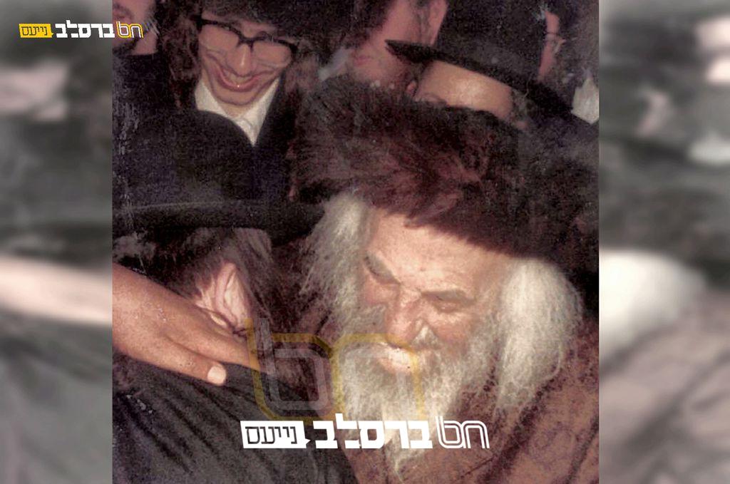 סיפור מרטיט • תיאורו המרגש של רבי לוי יצחק בנדר זצ"ל על הקיבוץ הנורא באומן בשנת תר"פ