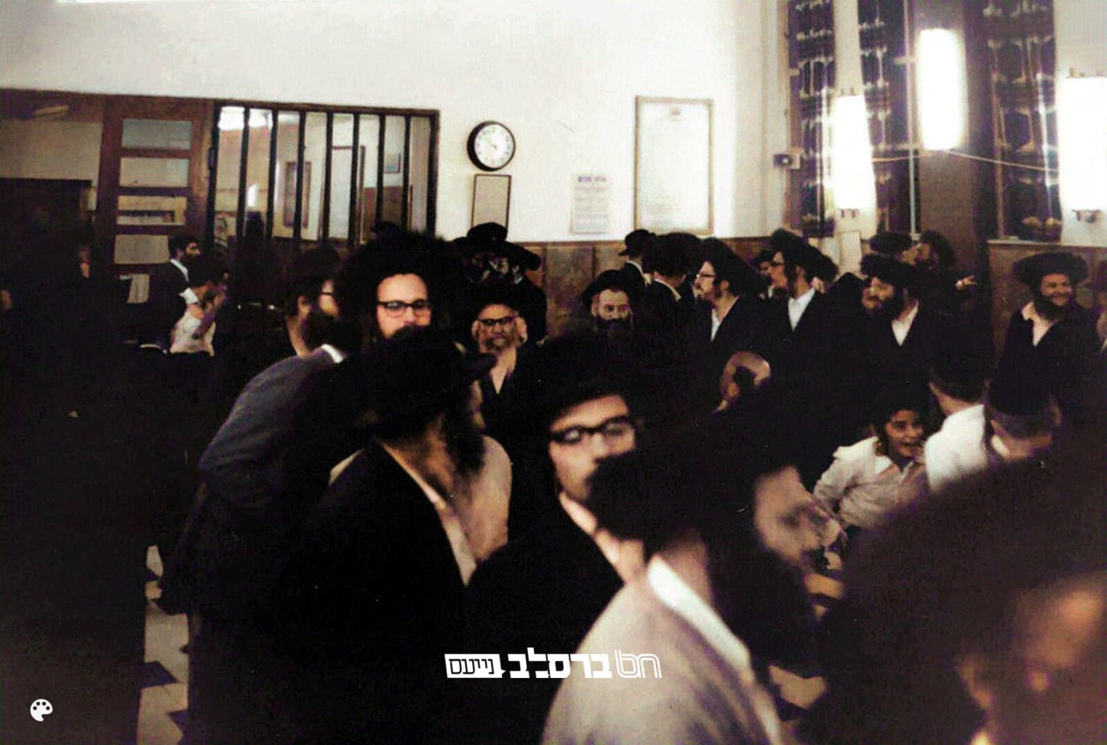 נוסטלגיה • שער ברסלב חושף הקלטה נדירה של ריקודים בברסלב (שול) מלפני כ40 שנה