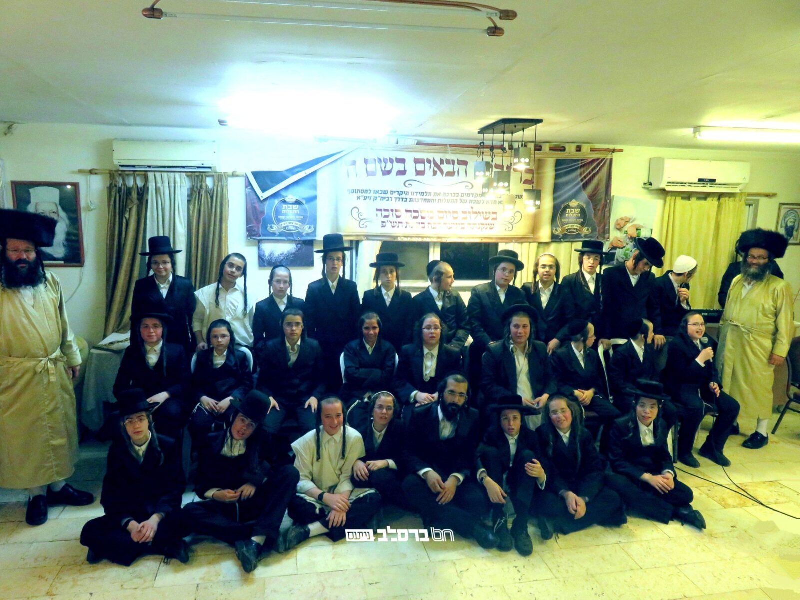 שַׁבָּת דְּאִתְאַחֲדַת • תלמידי מכינה דת"ת בברסלב בית שמש בשבת פרידה וחלוקת התעודות