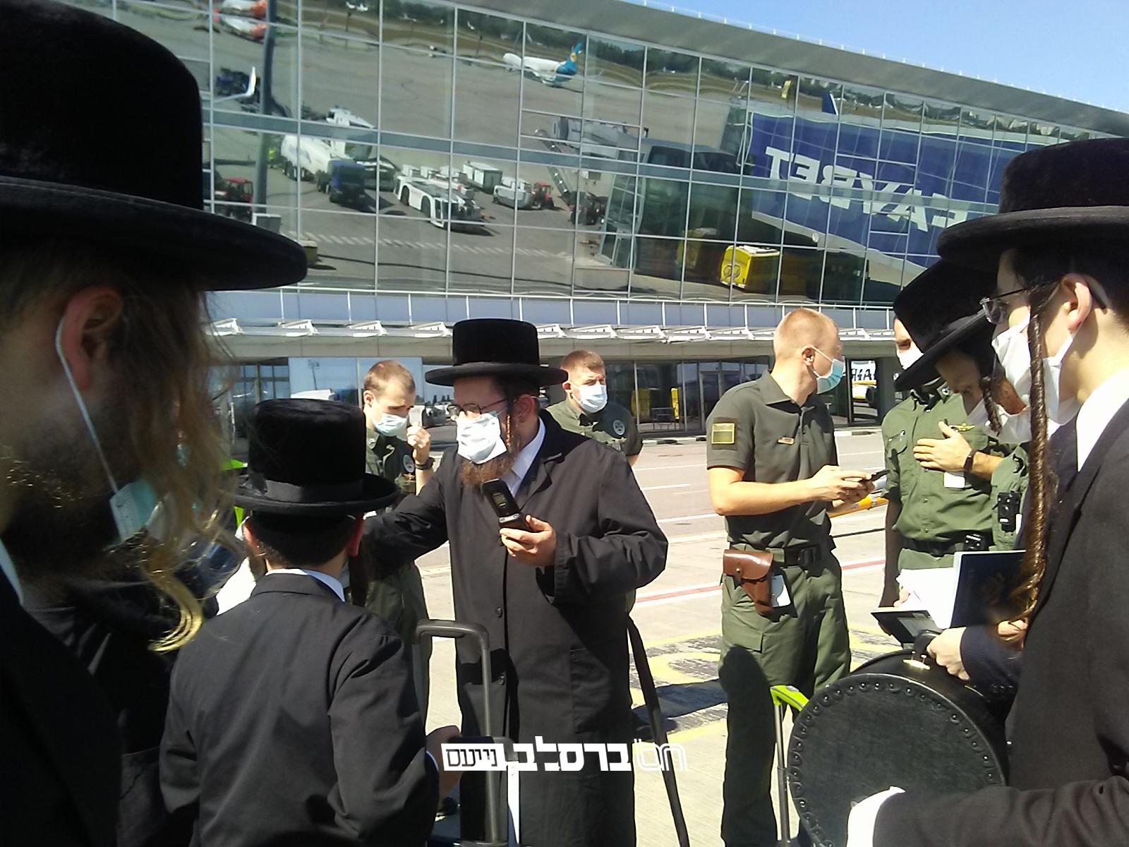 אנטישמיות • אוקראינה חוסמת באלימות קשה יהודים שעוברים בגבולות המדינה