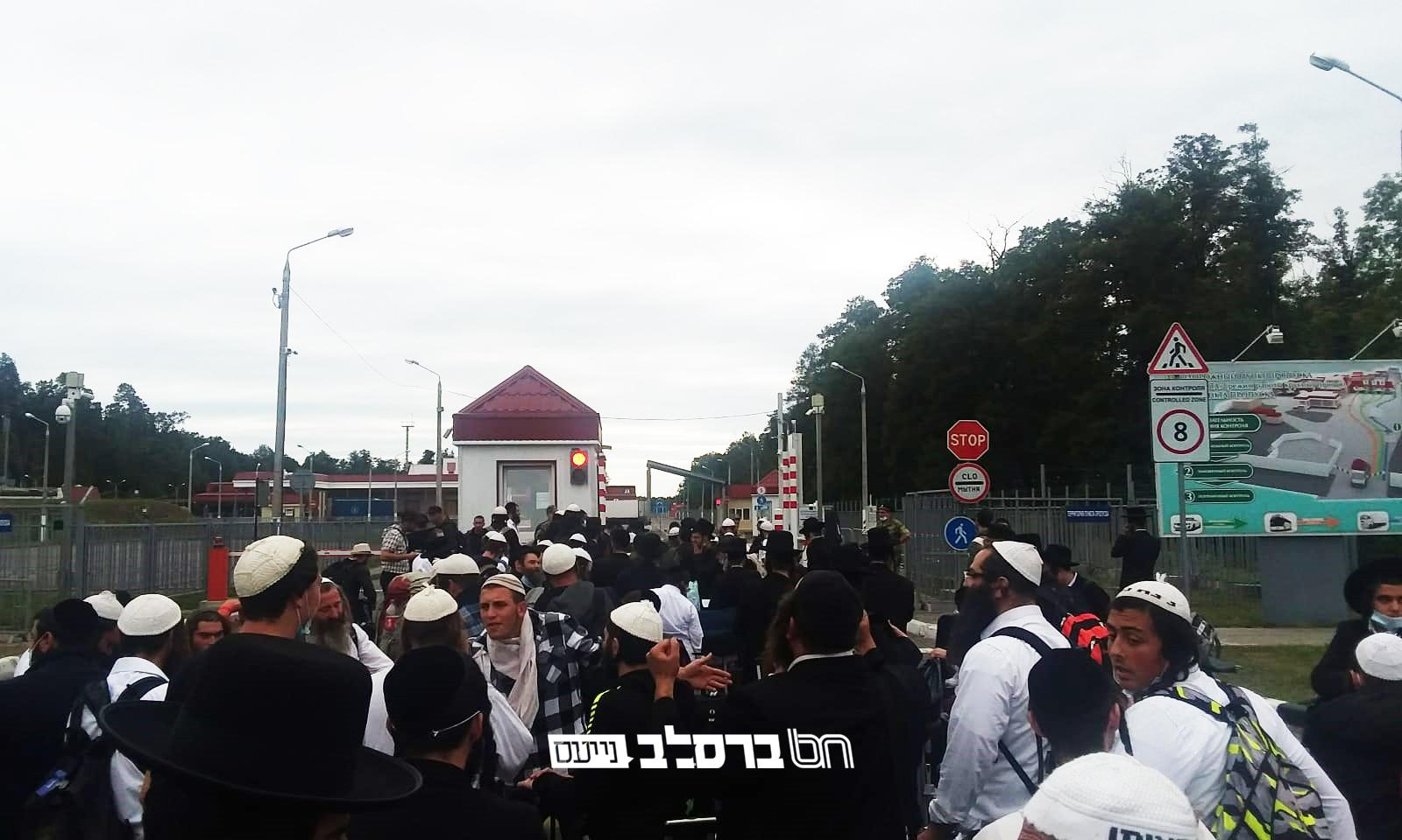 בהלה ותקוות שווא הופצו בין אנ"ש גולי בלארוס על פתיחת הגבולות