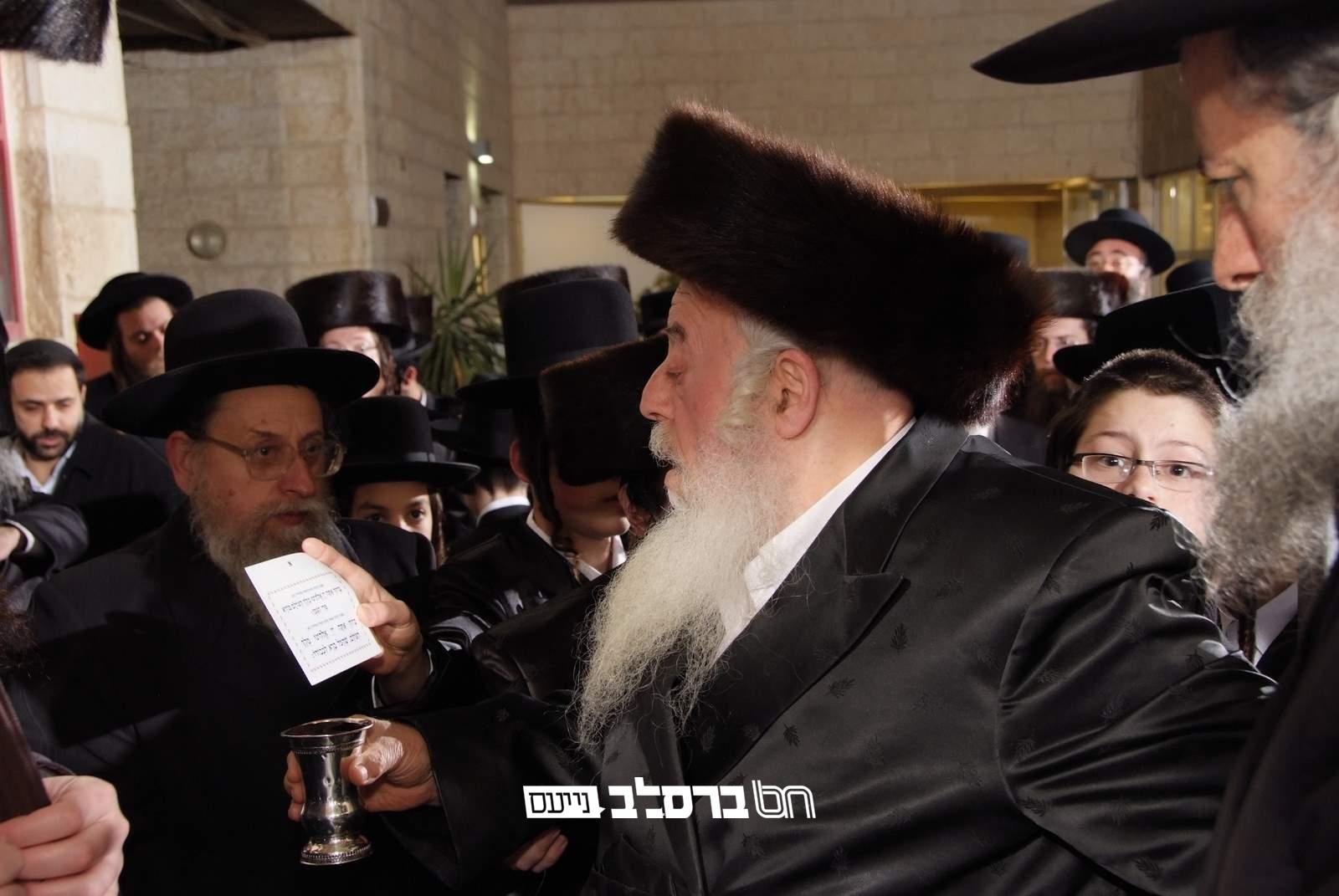 ראיון מרתק שערך הרה"ח רבי יונתן דוד לוינזון זצ"ל לבטאון "אבקשה" לקראת ימי החנוכה תשע"ח