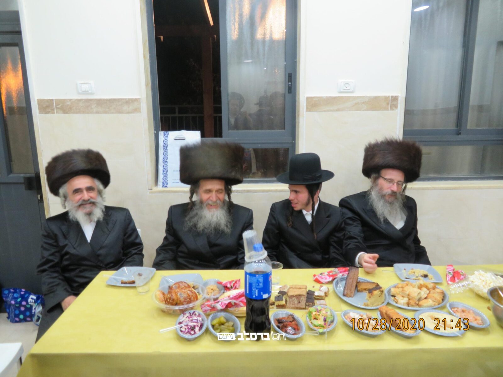 בְּעִנְבֵי הַגֶּפֶן • שמחת האירוסין לנכד הגה"ח רבי אלימלך זילביגר נין לחמיו מרן גאב"ד ירושלים שליט"א