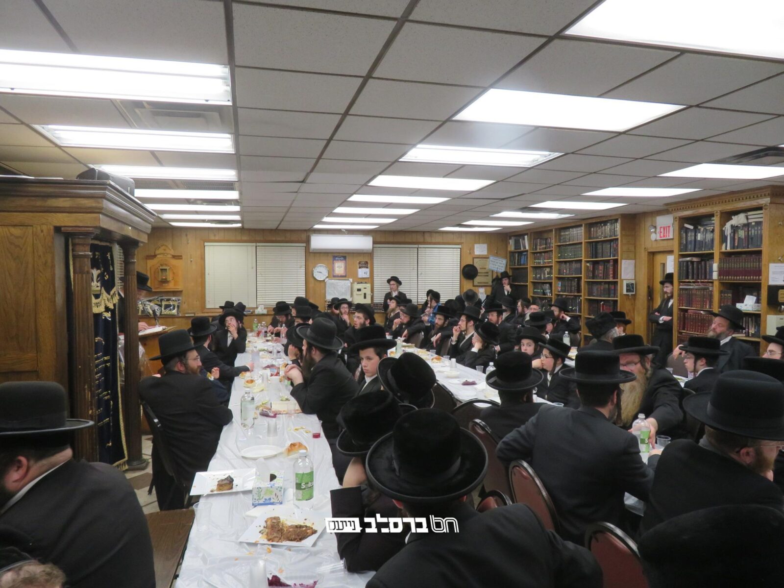 מונסי • הילולת מוהרנ"ת בבית המדרש 'ברכת הנחל' שבמונסי נשא דברים הרה"ח רבי אברהם ירבלום