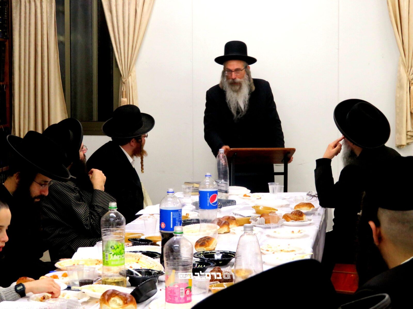 בית שמש • הילולת מוהרנ"ת בברסלב 'קנה בושם' עם הגה"ח רבי אליהו גודלבסקי ורבי מרדכי שלום רוזנפלד