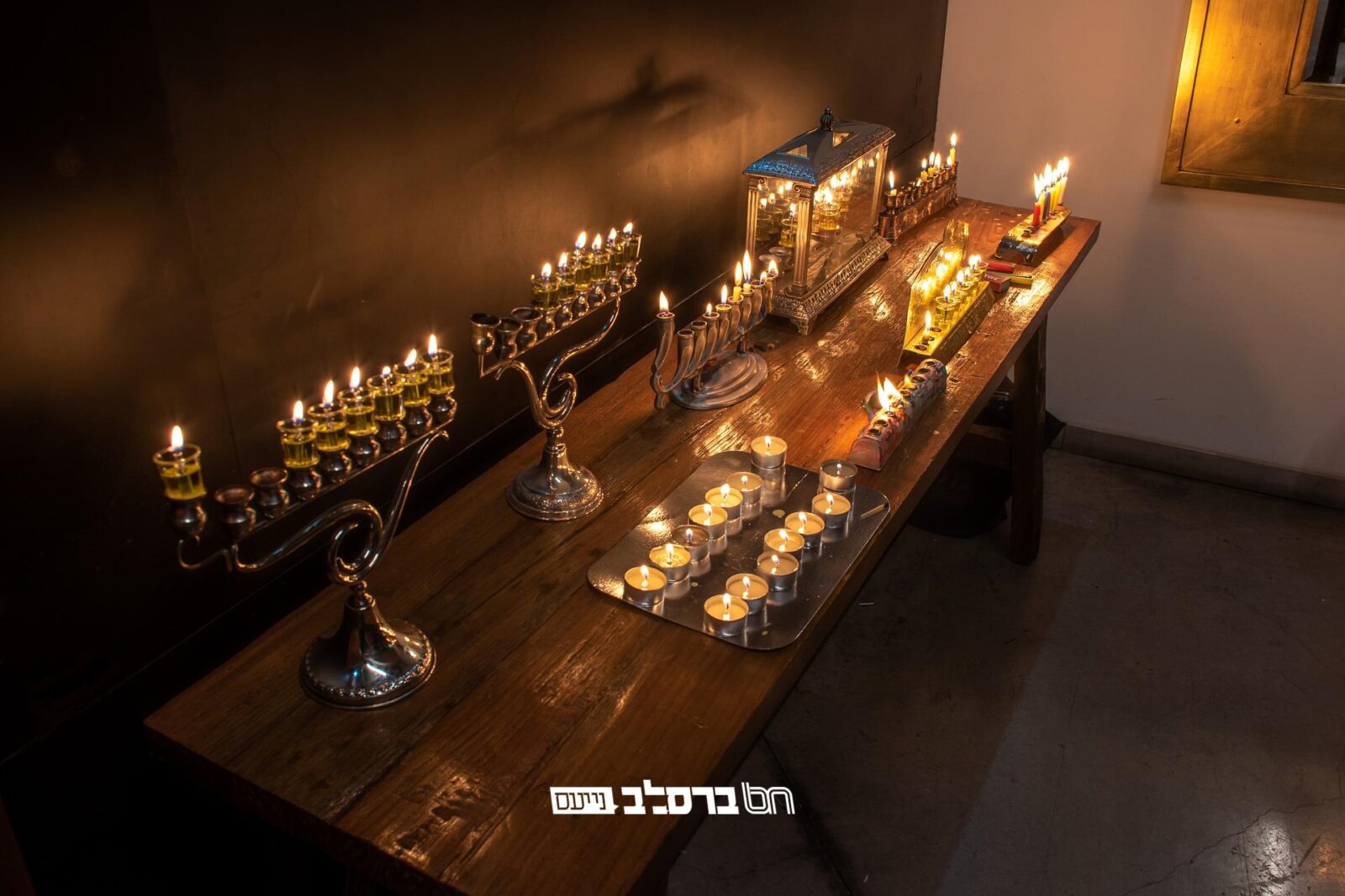 יְמֵי חֲנֻכָּה • עניני הדלקת נר חנוכה על פי הספר הקדוש 'ליקוטי הלכות' לגאון עוזינו מוהרנ"ת זיע"א