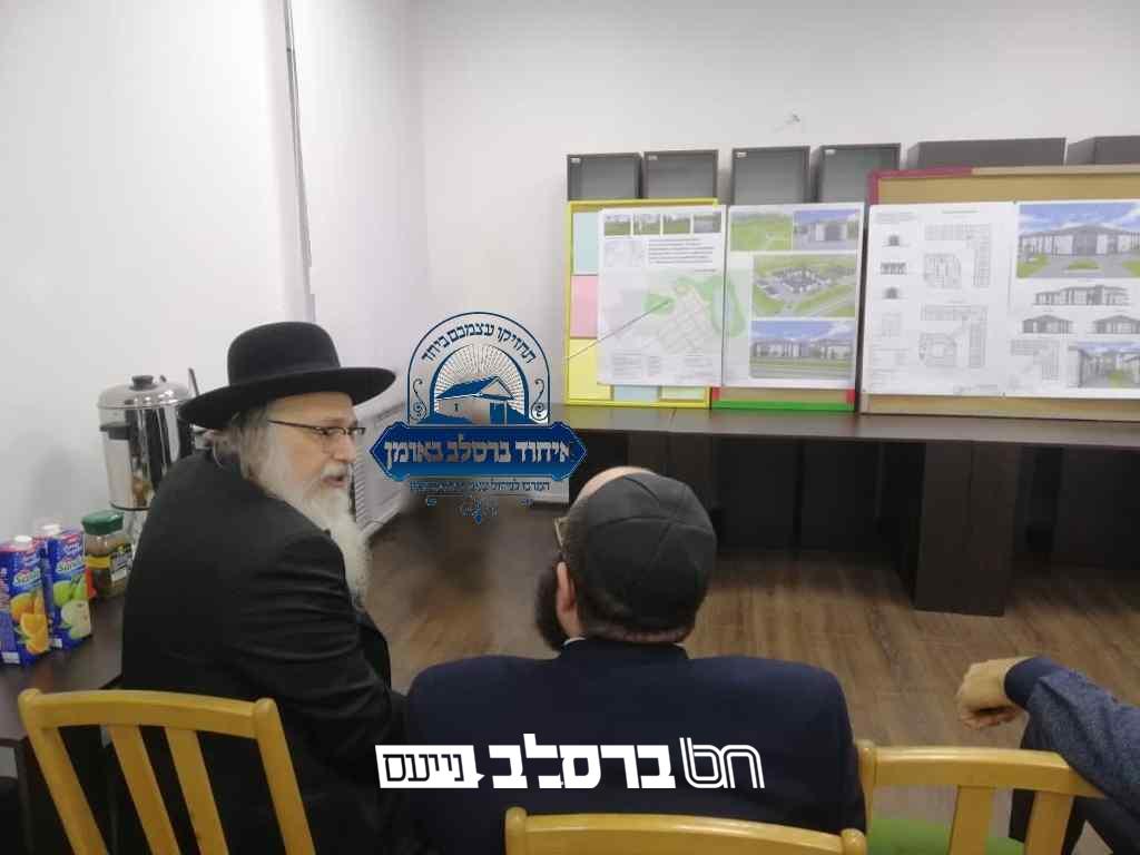 קרימנטצ'וג • מאמצים כבירים לעצור את הבזיון בבית החיים בקרימנצ'וג ובאהל שרה בת רביז"ל זיע"א