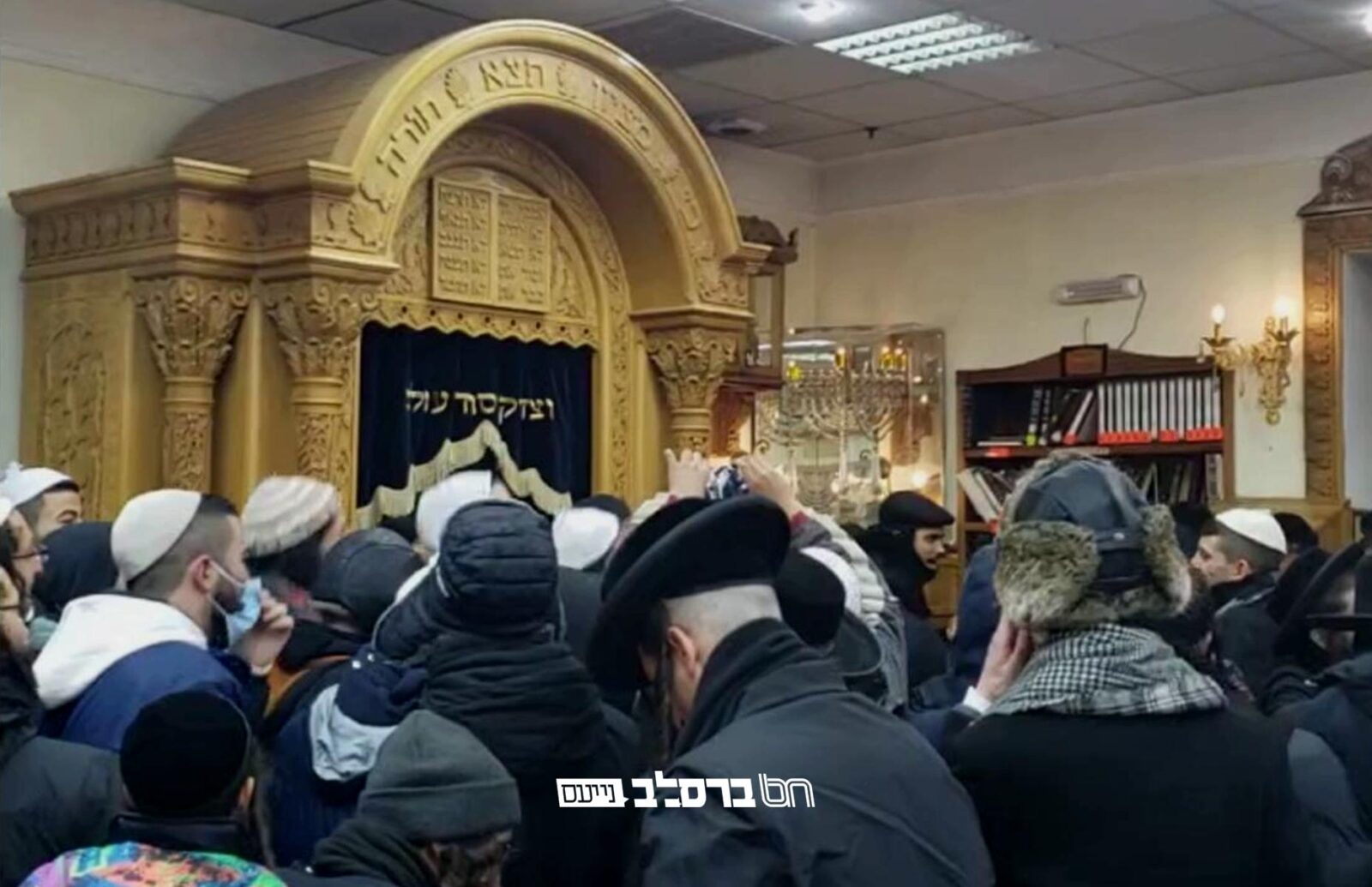 שבת חנוכה באומן • אלפים רבים מאנ"ש חסידי ברסלב עלו לפקוד את ציון רבינו הקדוש באומן • צפו