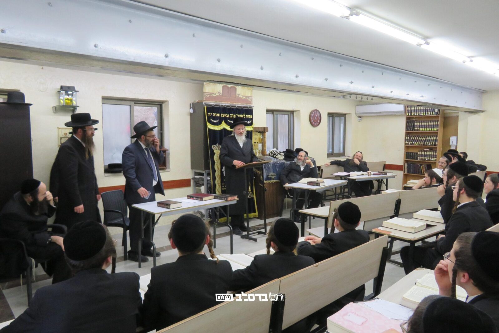 רבה של בלארוס הרב משה פימה בביקור בישיבת 'נחלי דעת' ברסלב בית שמש • צפו בתמונות