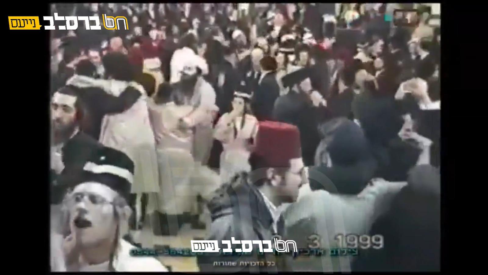 נוסטלגיה • שמחת פורים בבית הכנסת הגדול שבירושלים לפני כ-20 שנה