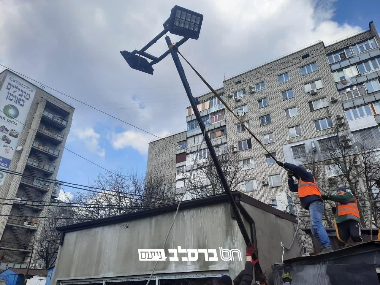 אומן • תאורה הותקנה ברחוב פורסקה