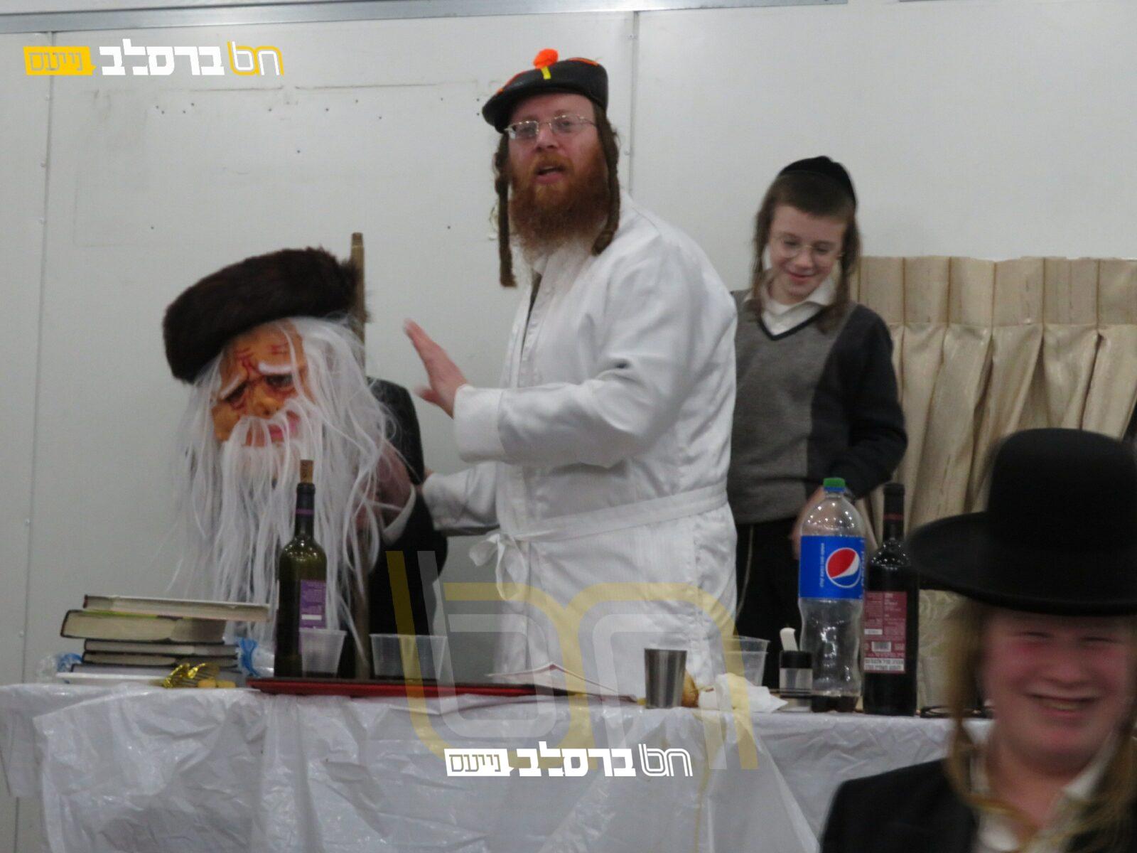 בית שמש • משתה היין בבית הכנסת ברסלב קנה בושם