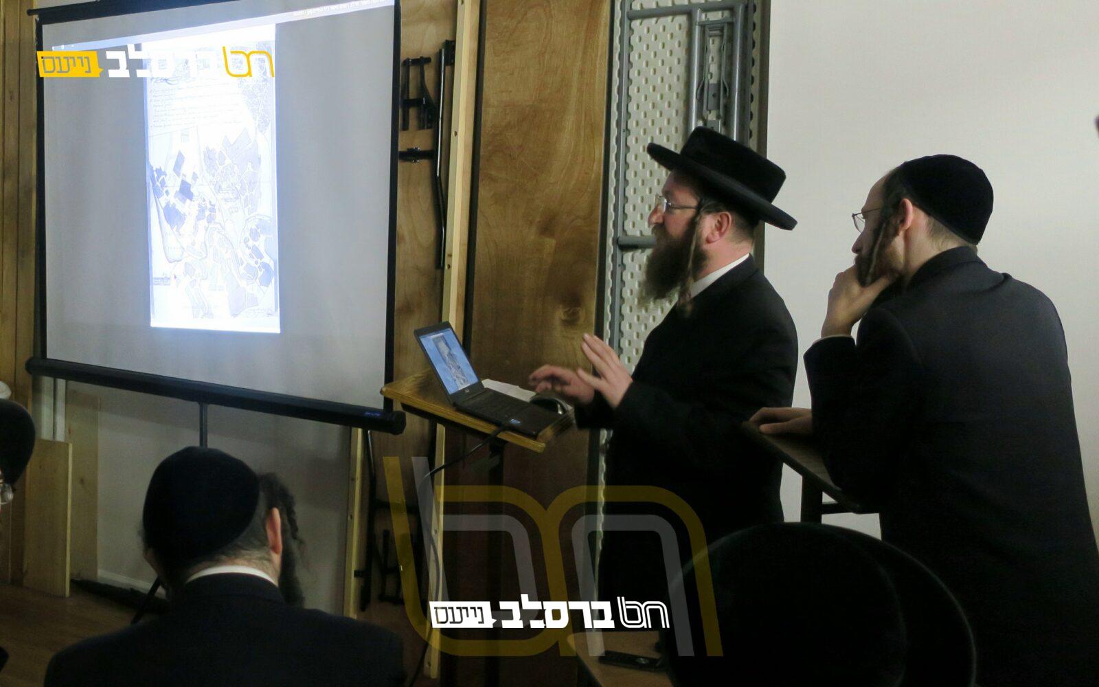 ווילאמסבורג • שיעור יסודי על בית החיים העתיק באומן מפי הרש"מ חשין