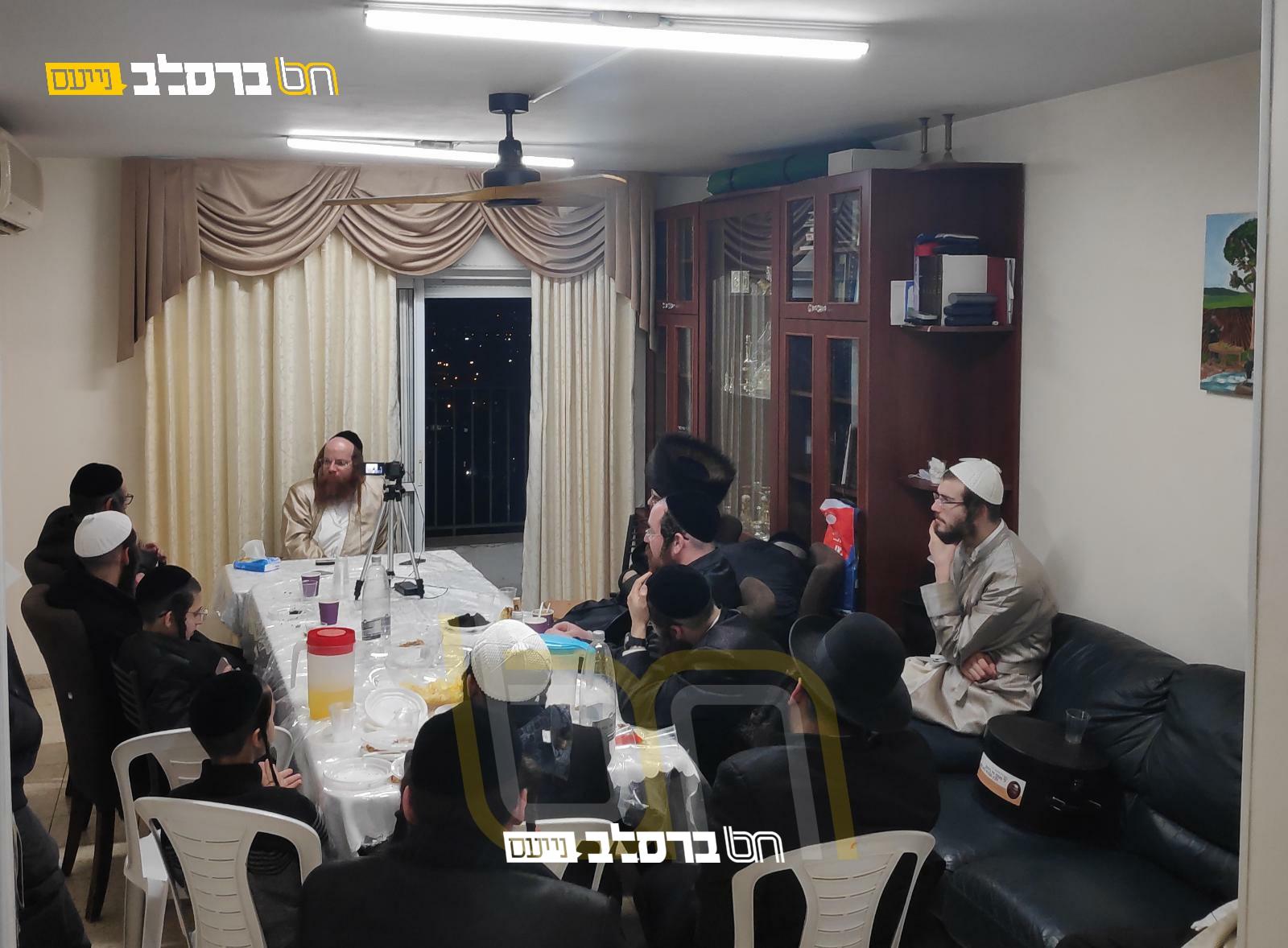 שִׂיחַת חֲבֵרִים • שיעור מרתק מהרב יום טוב חשין בעומק תורת ההתחזקות של רבינו • לצפייה