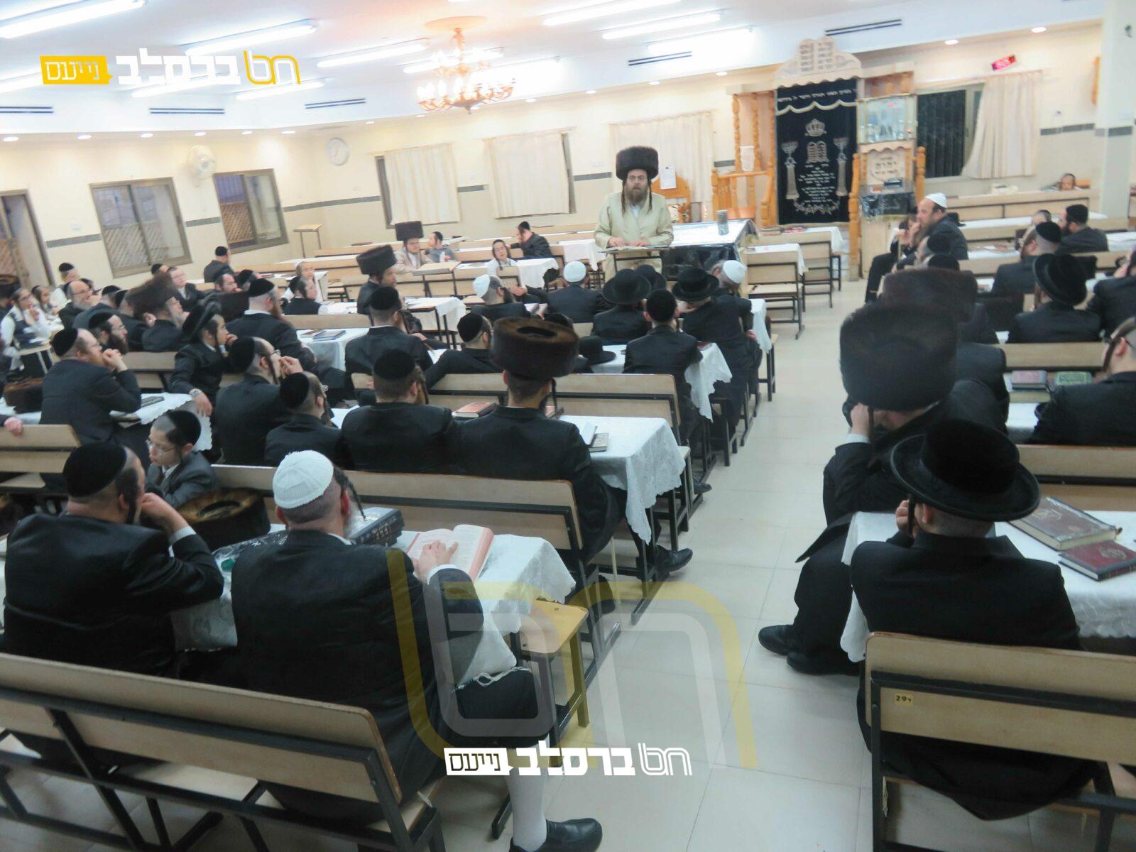בית שמש • הרה"ח ר' יעקב נתן אנשין בשיעור חול המועד פסח בבית הכנסת 'נחלת חן'