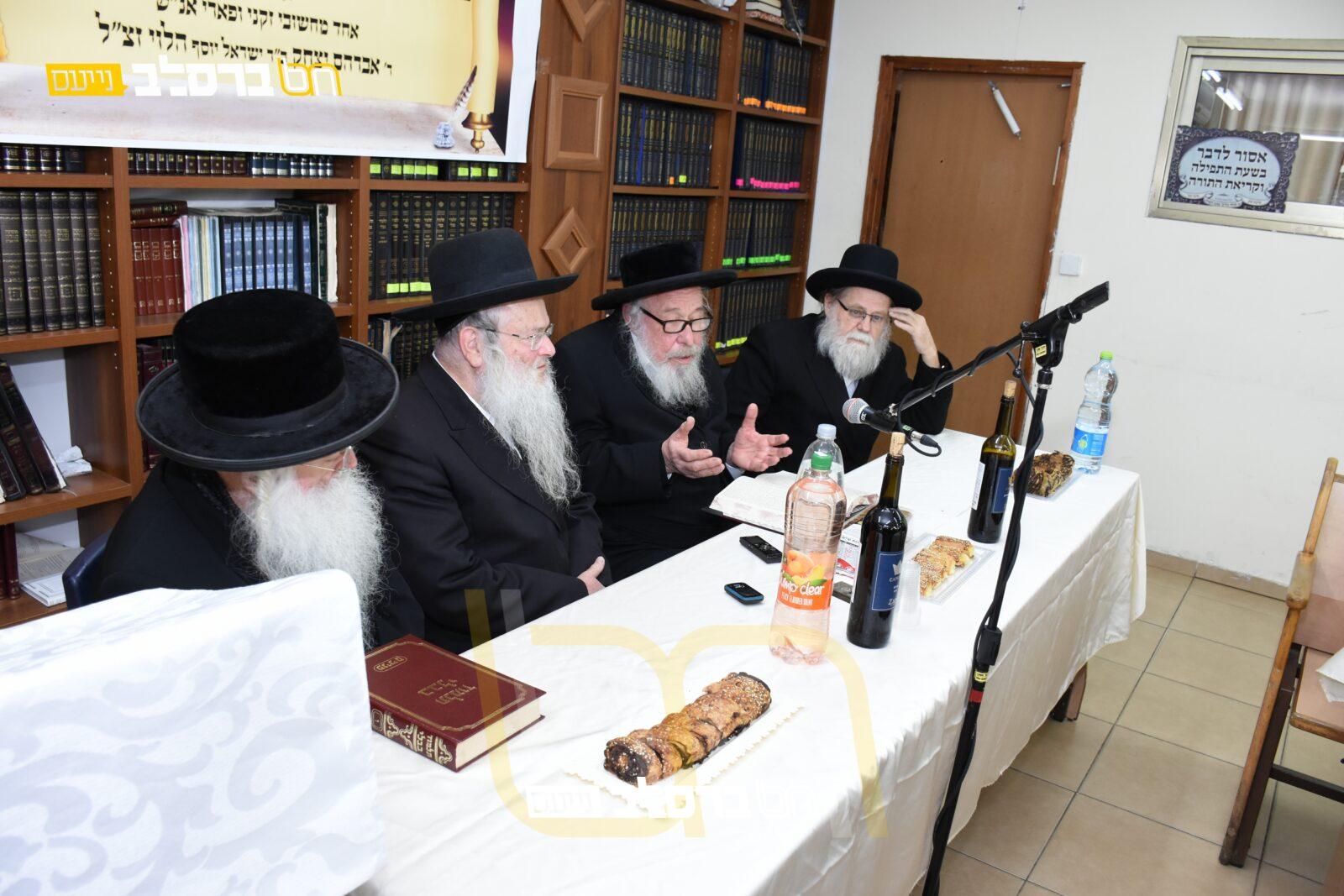 כִּתְבוּ לָכֶם • התחלת כתיבת ספר תורה בעיר אלעד בראשות הגר"מ קרמר • צפו