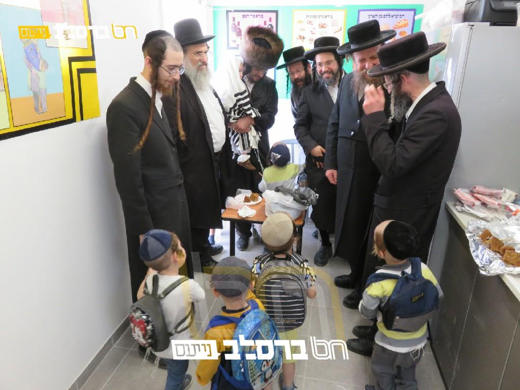 רֵאשִׁית בִּכּוּרִים לֲה' • צפו החתן הראשון בת"ת ברסלב רמה ד' בית שמש