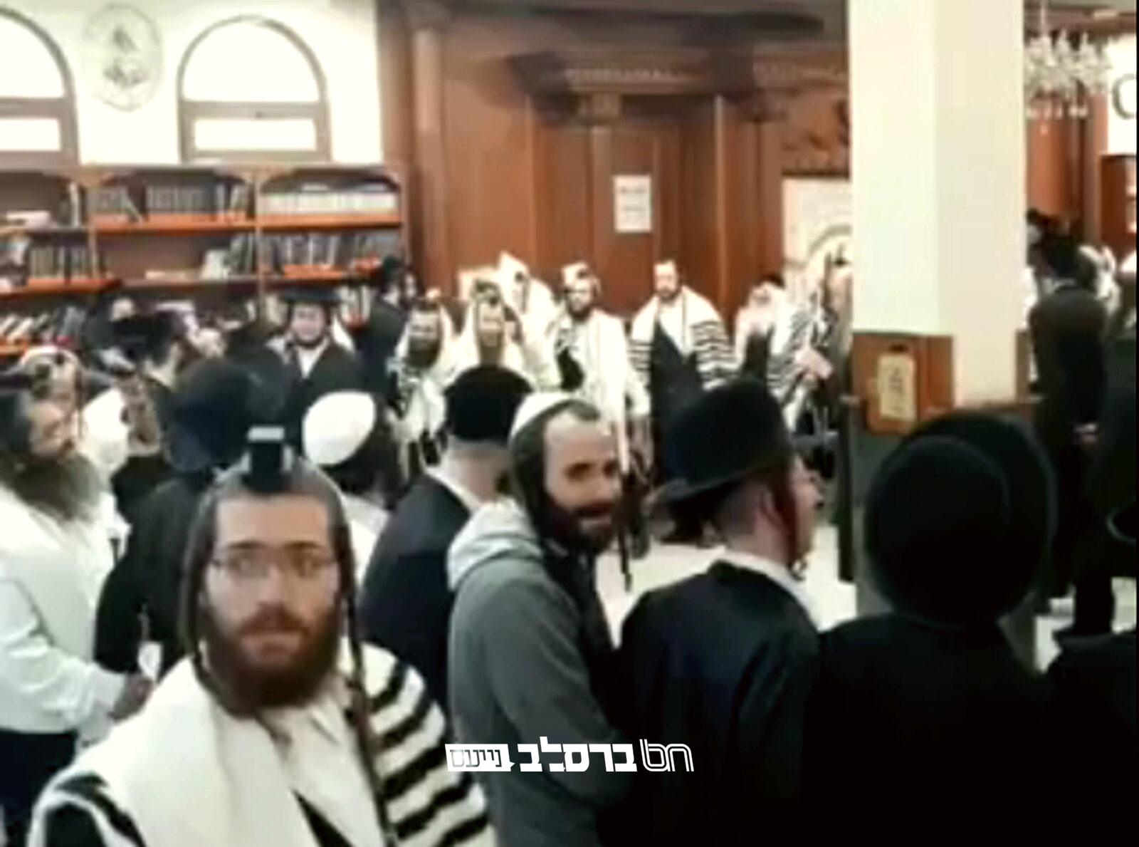 אומן • אנ"ש בריקוד אחר תפילת ותיקין בציון | צפו