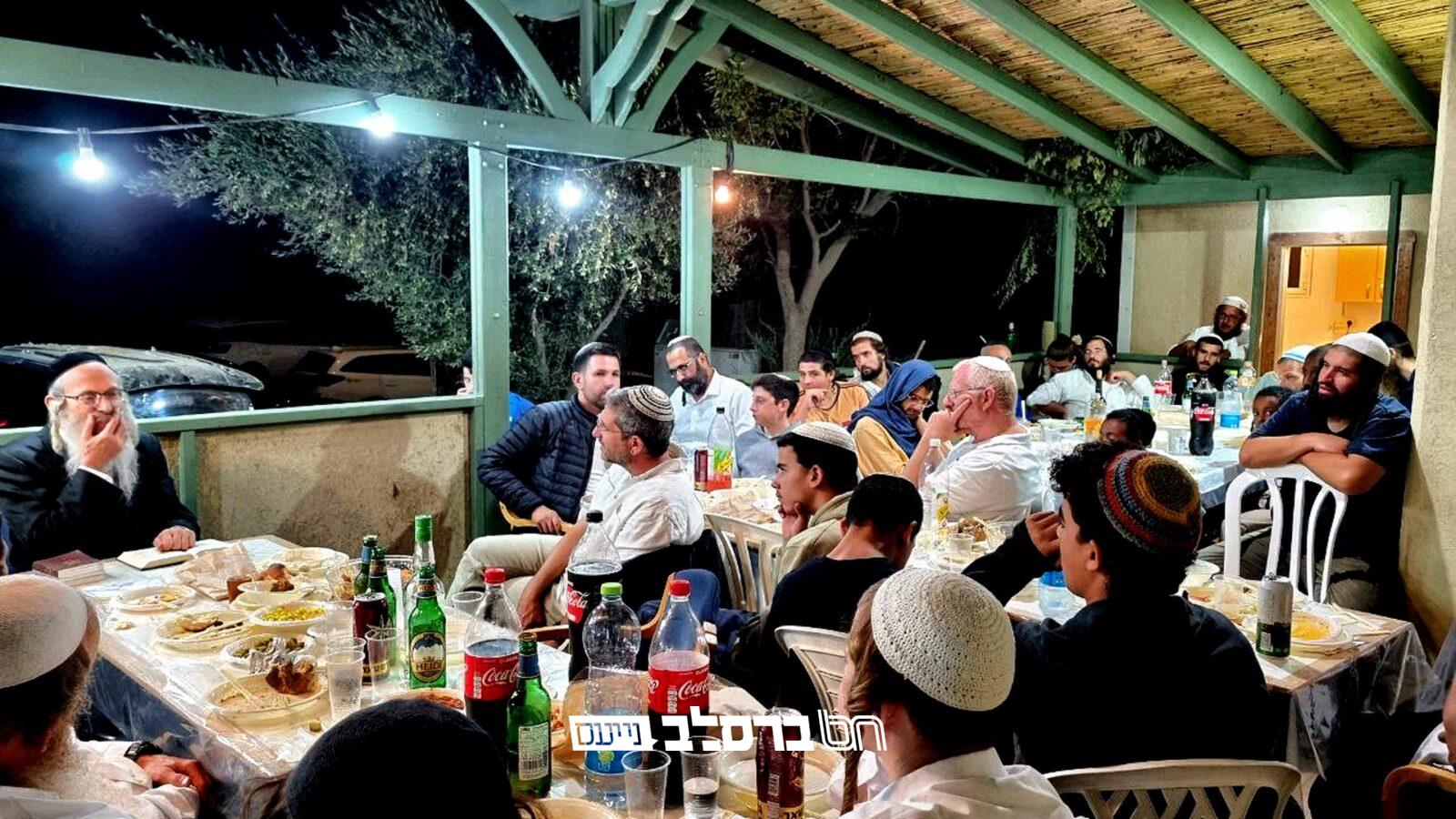 הילולת רבינו הקדוש •  ב'מצפה רמון' עם הגר"א גודלבסקי