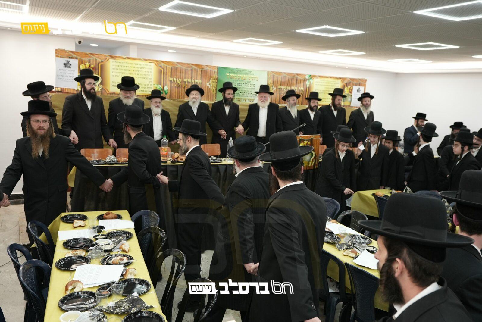 ברכפלד • מעמד סיום 'בבא בתרא' ו'חנוכת הבית' לקרית הישיבה