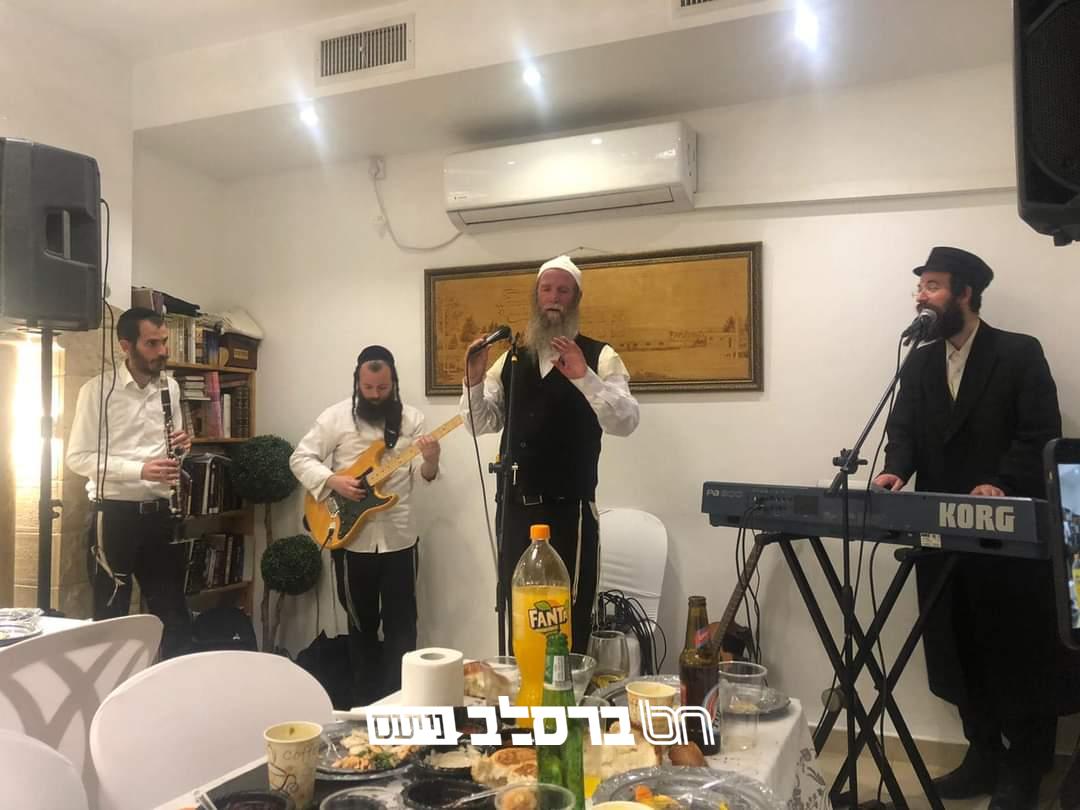 הילולת מוהרנ"ת • הרב ישראל דגן בבית הרב דוד דרלי בטבריה