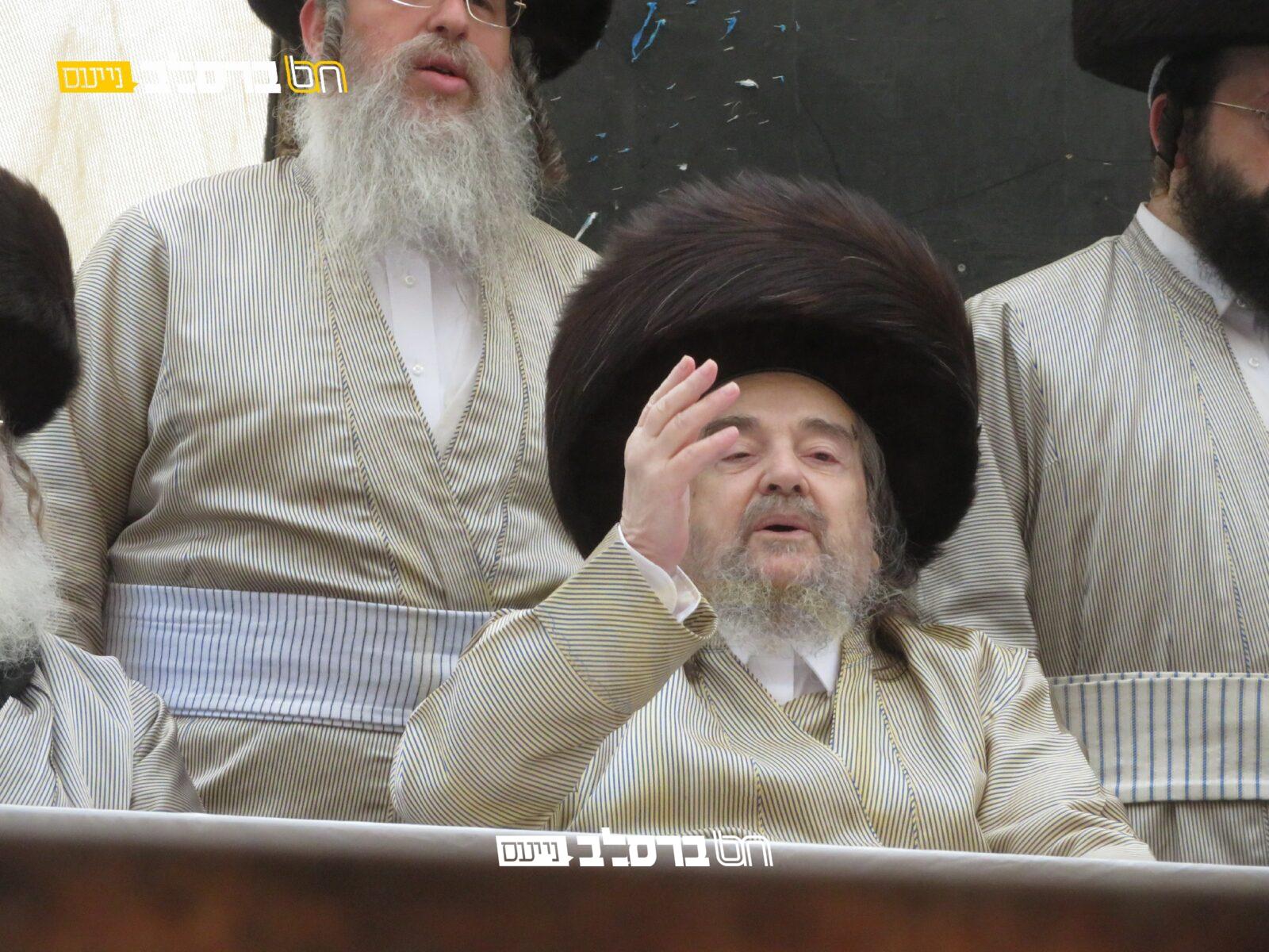 'אוּן מֶען פַאלְט' • הגרי"מ שכטער עם שיר עתיק של אנ"ש | האזינו