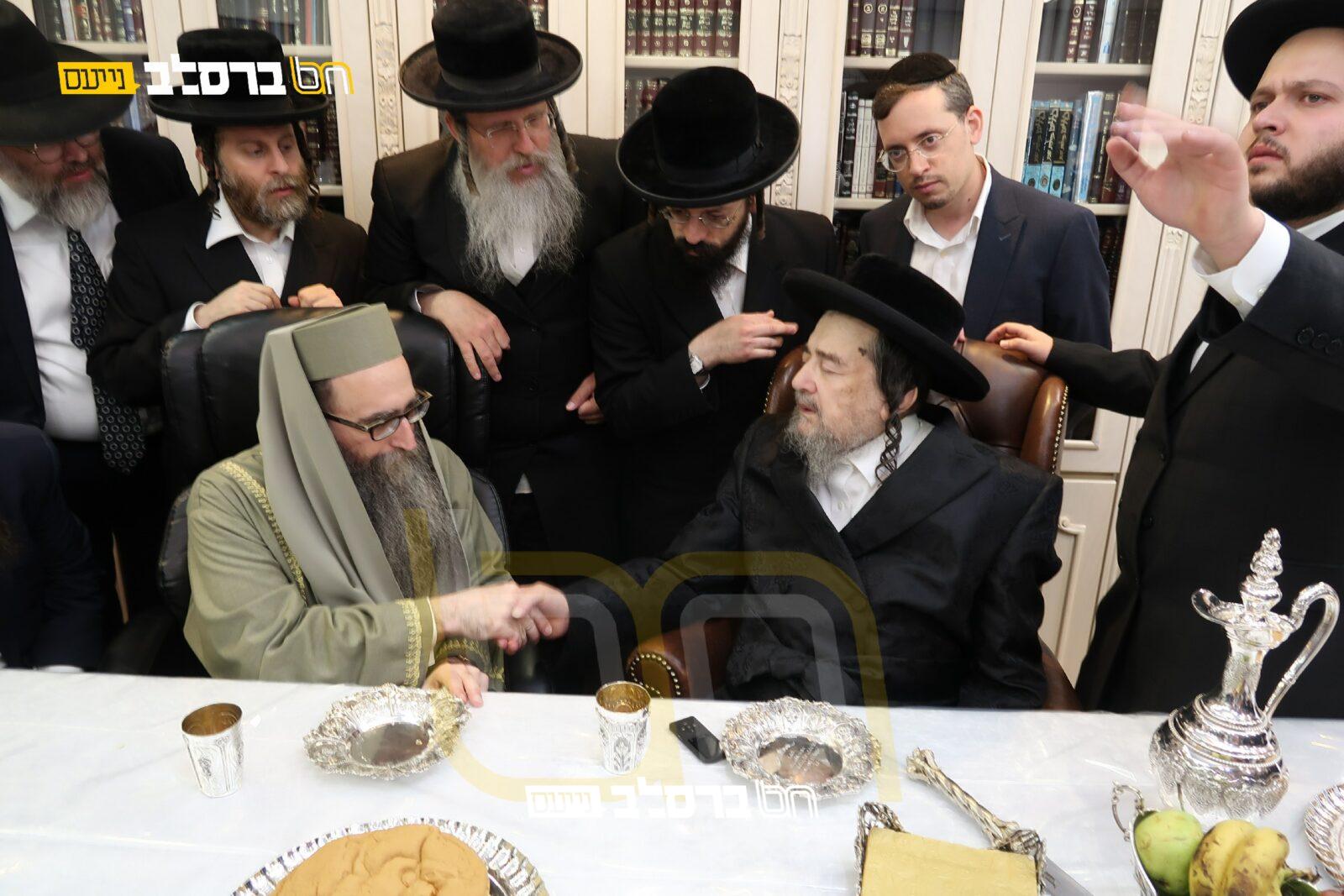 המקובל הגר"י פינטו בביקור אצל הגרי"מ שכטער