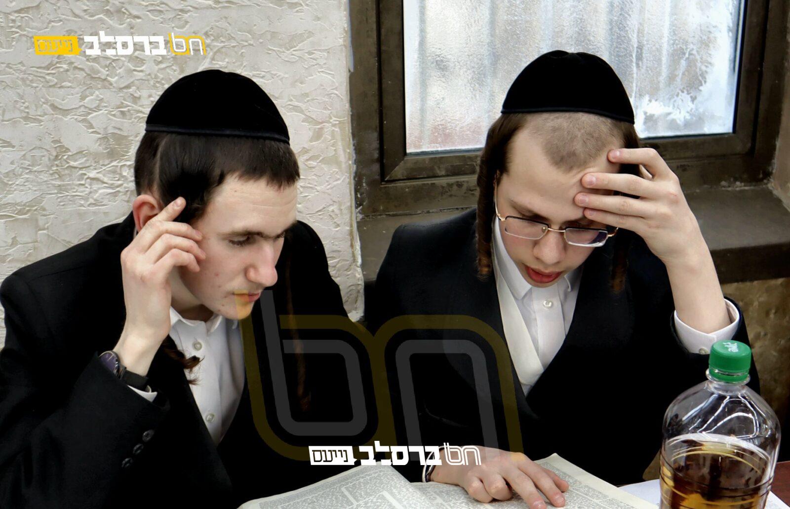 התורה הזמנית • הופיע הקובץ שע"י 'כולל חצות' על תורה ס"ה