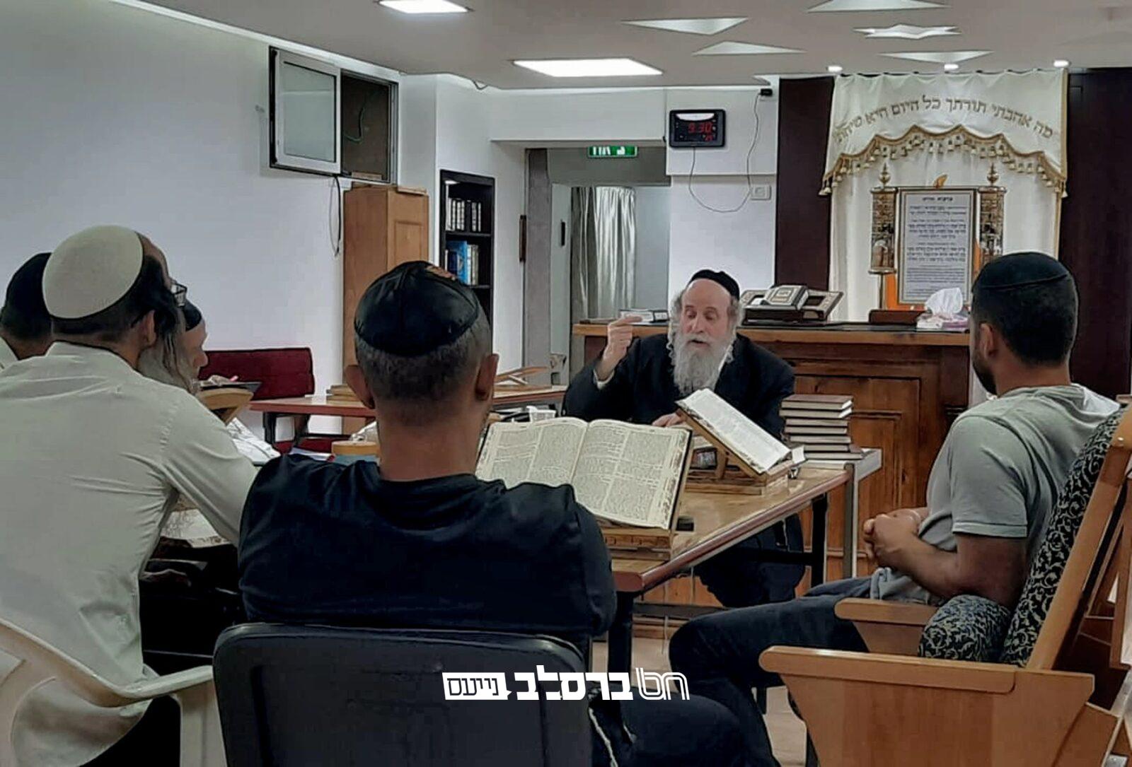 'את אחי' • הרב צבי צוקר בשיעור בעקרון