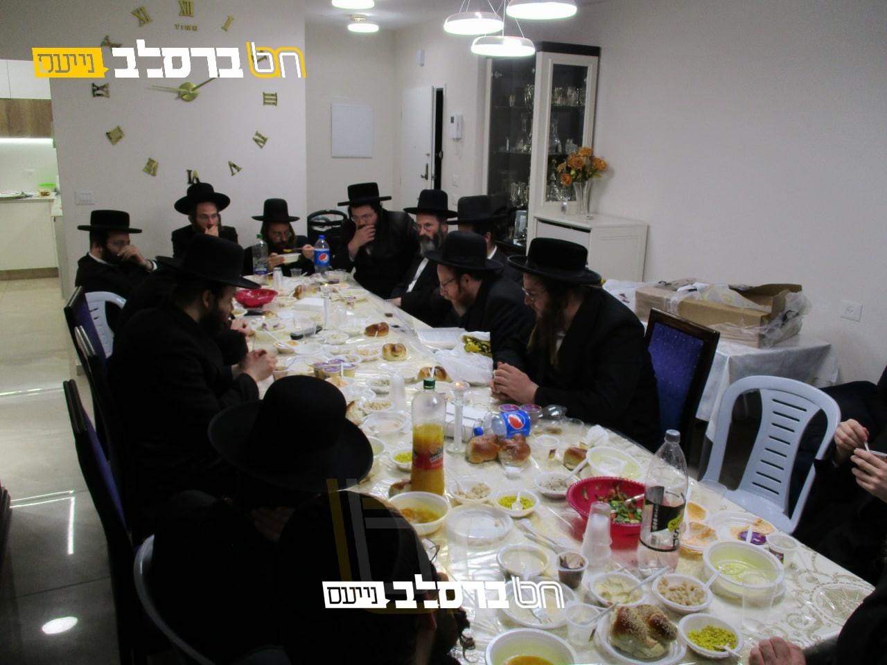 סעודת ראש־חודש עם הגר"א חשין ברמת בית שמש ד