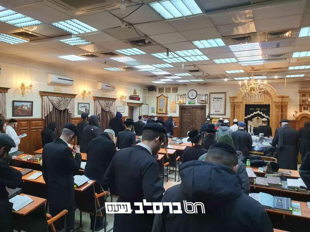 אוקראינה • למרות המצב: רבים עולים לאומן, ולשאר קברי הצדיקים