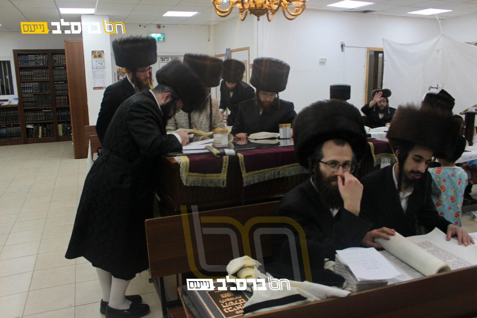 ימֵי הַפּוּרִים • שמחת פורים ב'הר יונה'