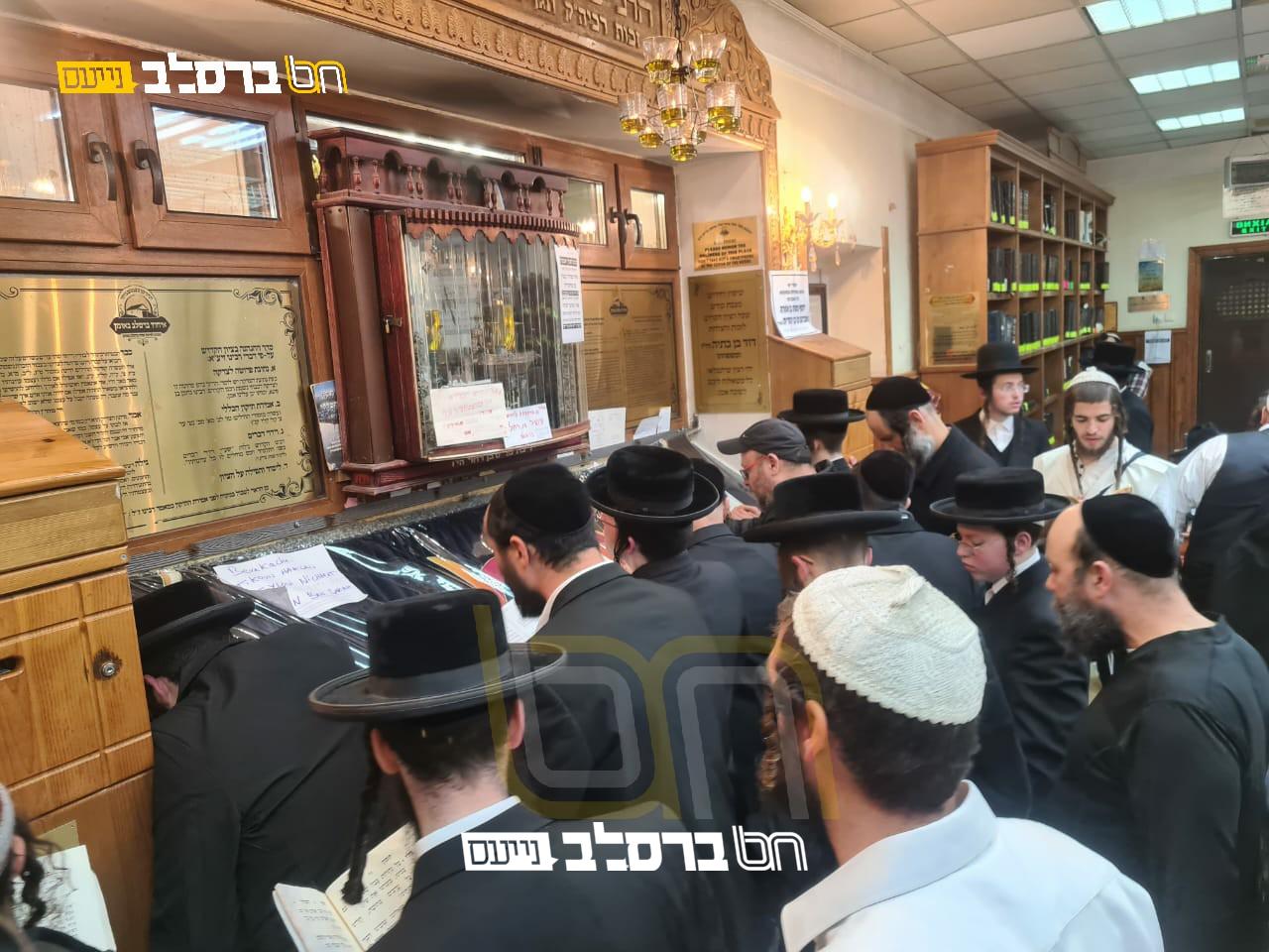 קיבוץ ראש חודש ניסן: הנסיעה לאומן בר"ח ניסן ||| מאמר |↓
