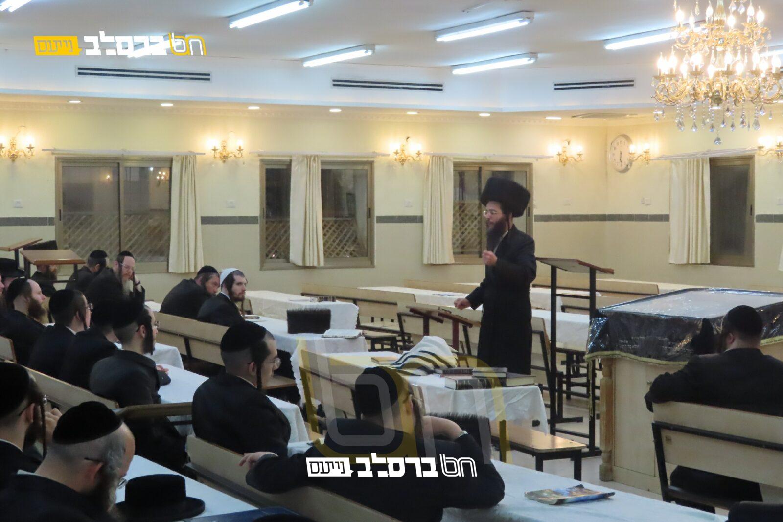 במועד התקיים שיעור מהגר"ש רובינפלד ב'נחלת חן' | צפו