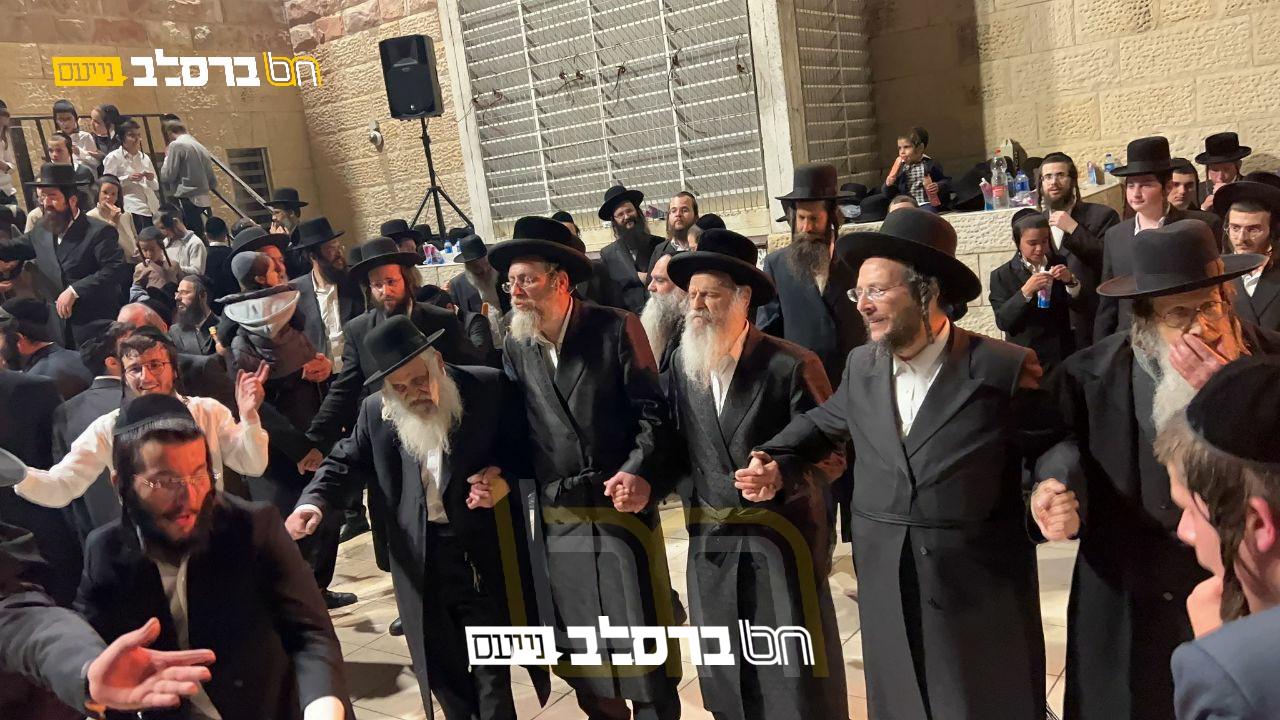 בְּרוּכֵי צְפַת • ההדלקה בראשות הגר"א קעניג