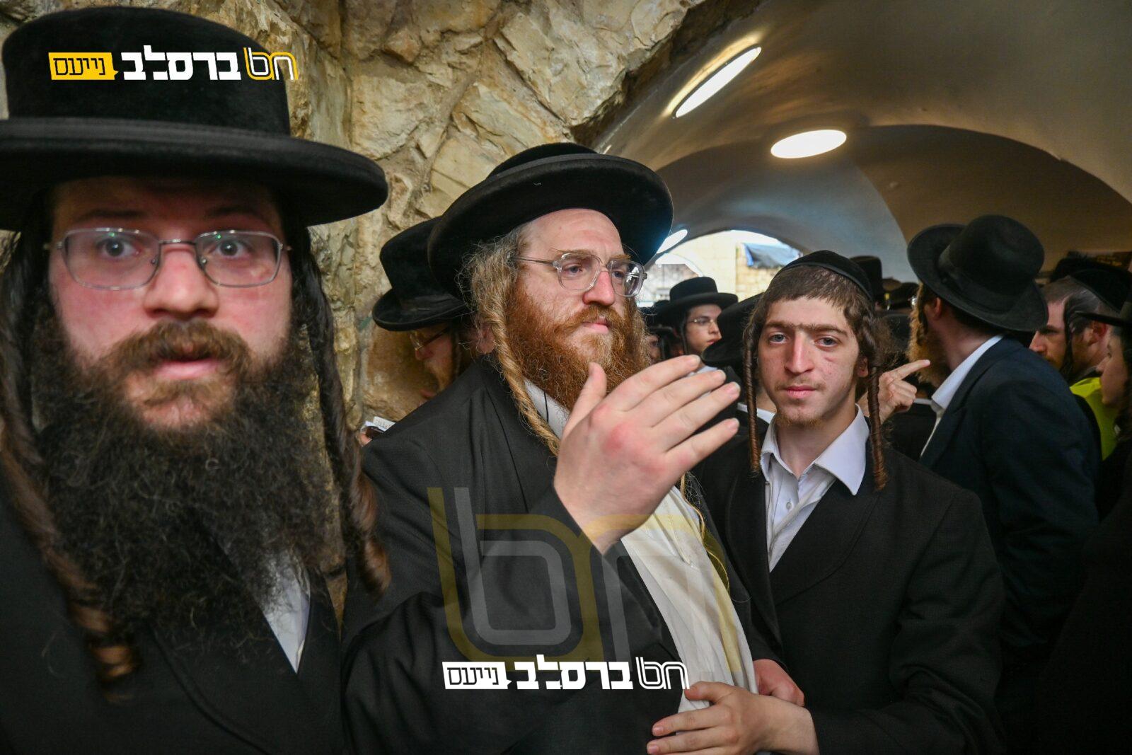 וְאַשְׁרֵי הָעֹלִים • לראשונה מאות אלפים הגיעו עד לציון |◄