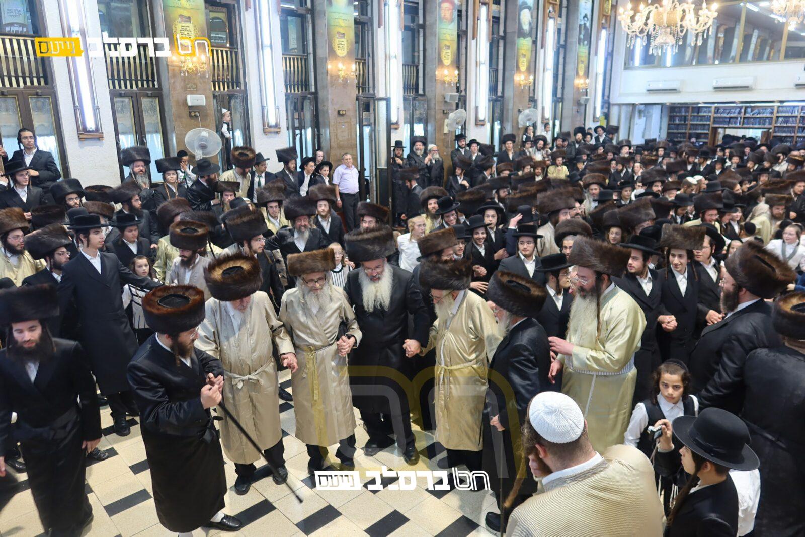ירושלים • חג הסוכות ב'שוהל' | ◄