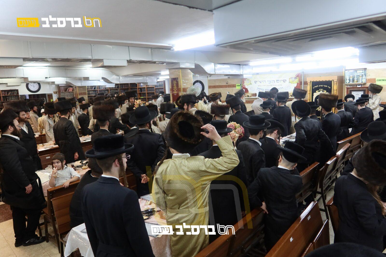 קרן אור • סיום חצי ש"ס בבתי הכנסיות של הקהילה | גלריה