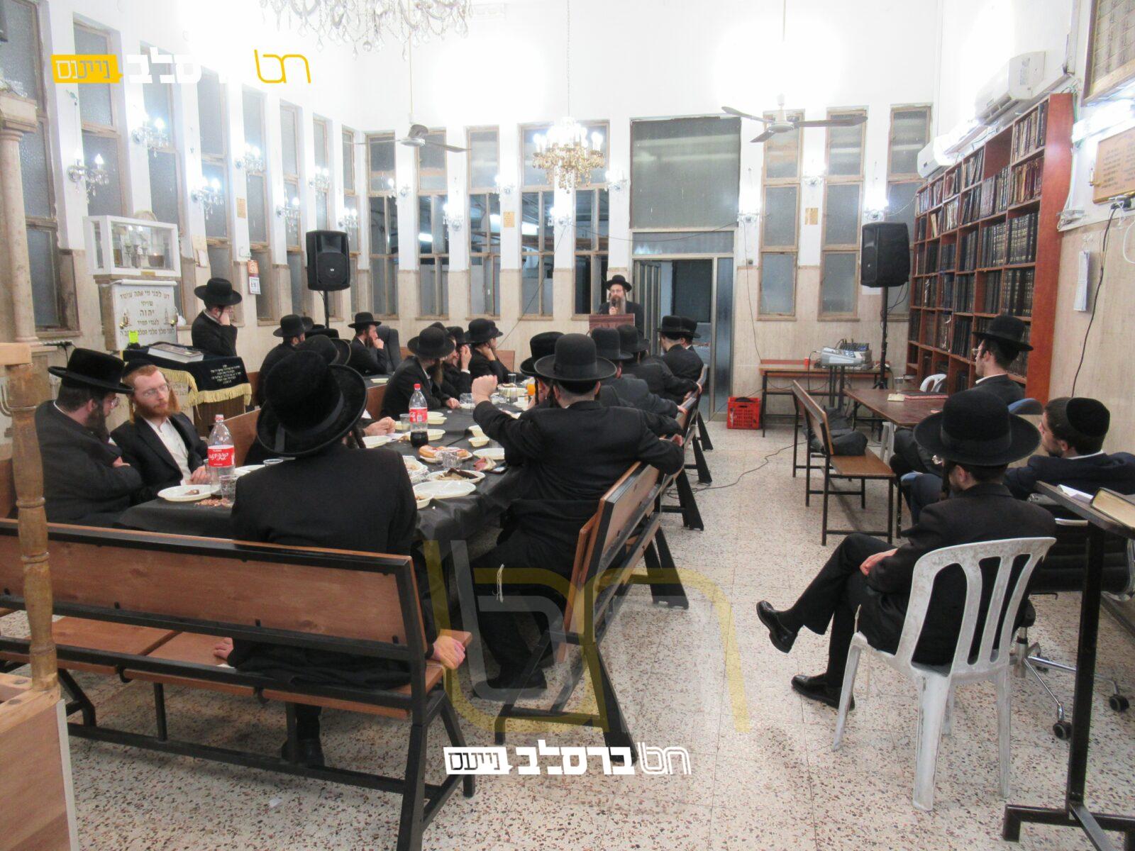 בני ברק • כינוס הכנה שע"י ארגון 'החזיקו' עם הגר"ש מייקוף |♪