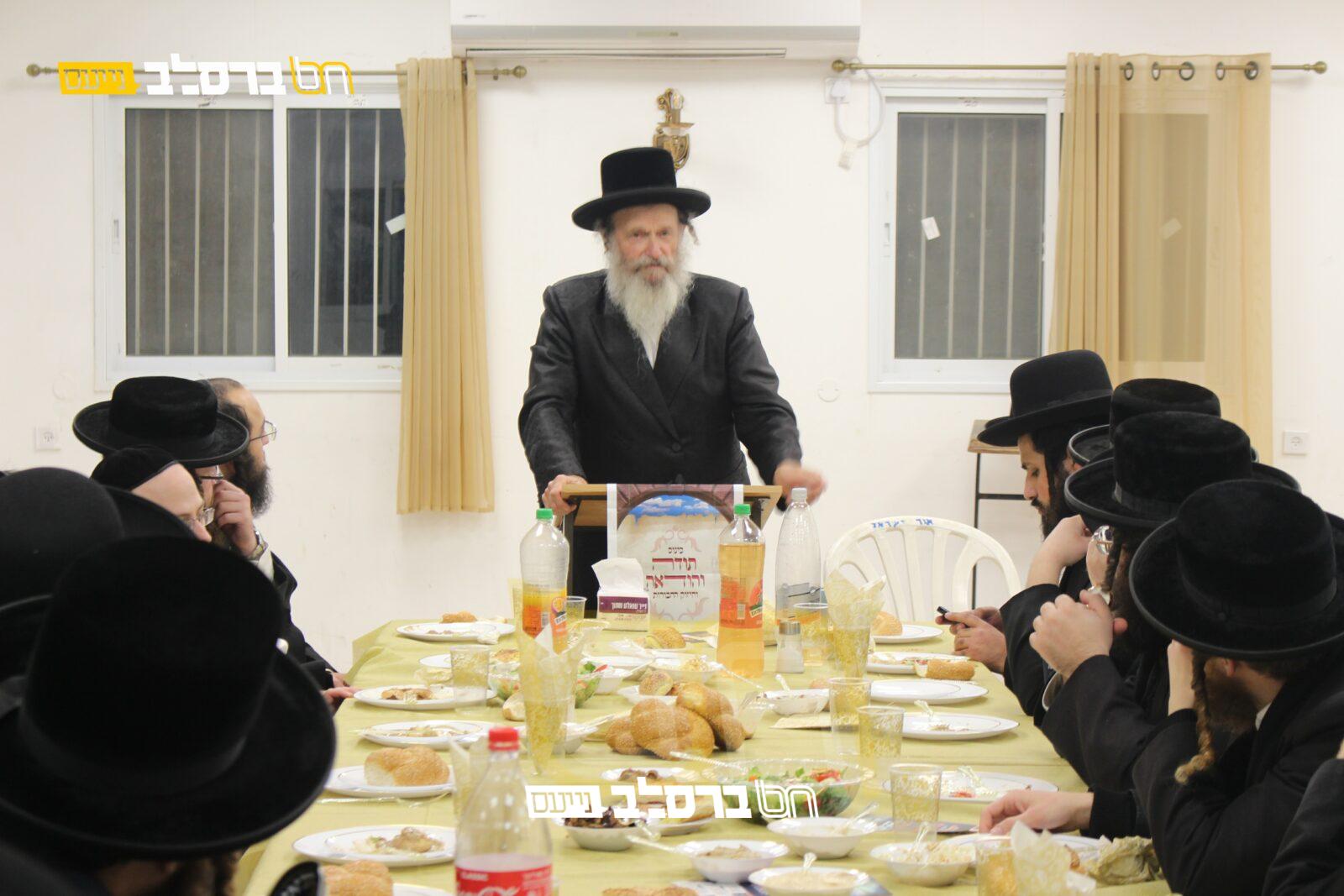 הר יונה • הגר"א קעניג בכינוס חנוכה בקהילת ברסלב