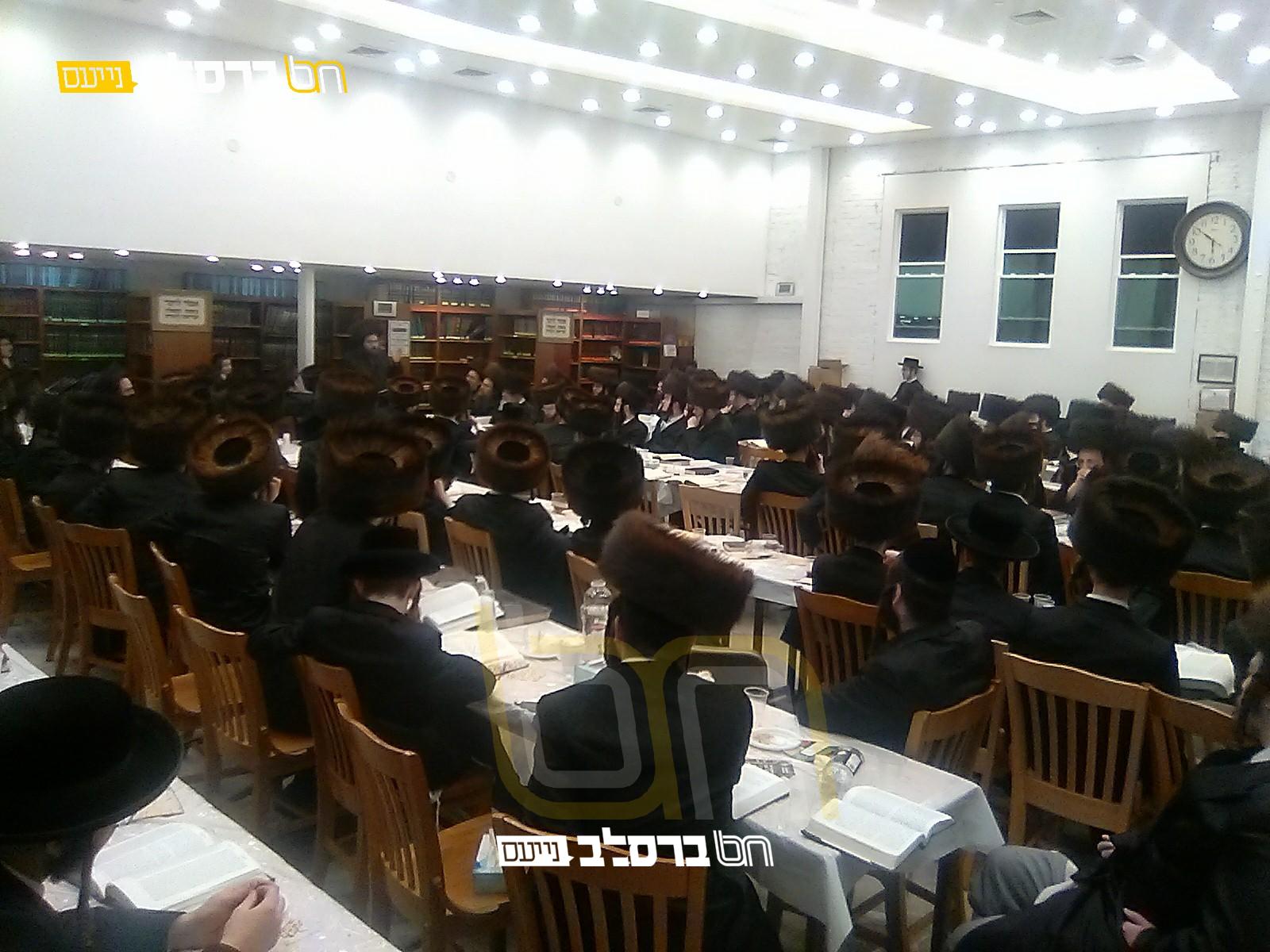 וויליאמסבורג • שבת התעלות בבית הכנסת החדש