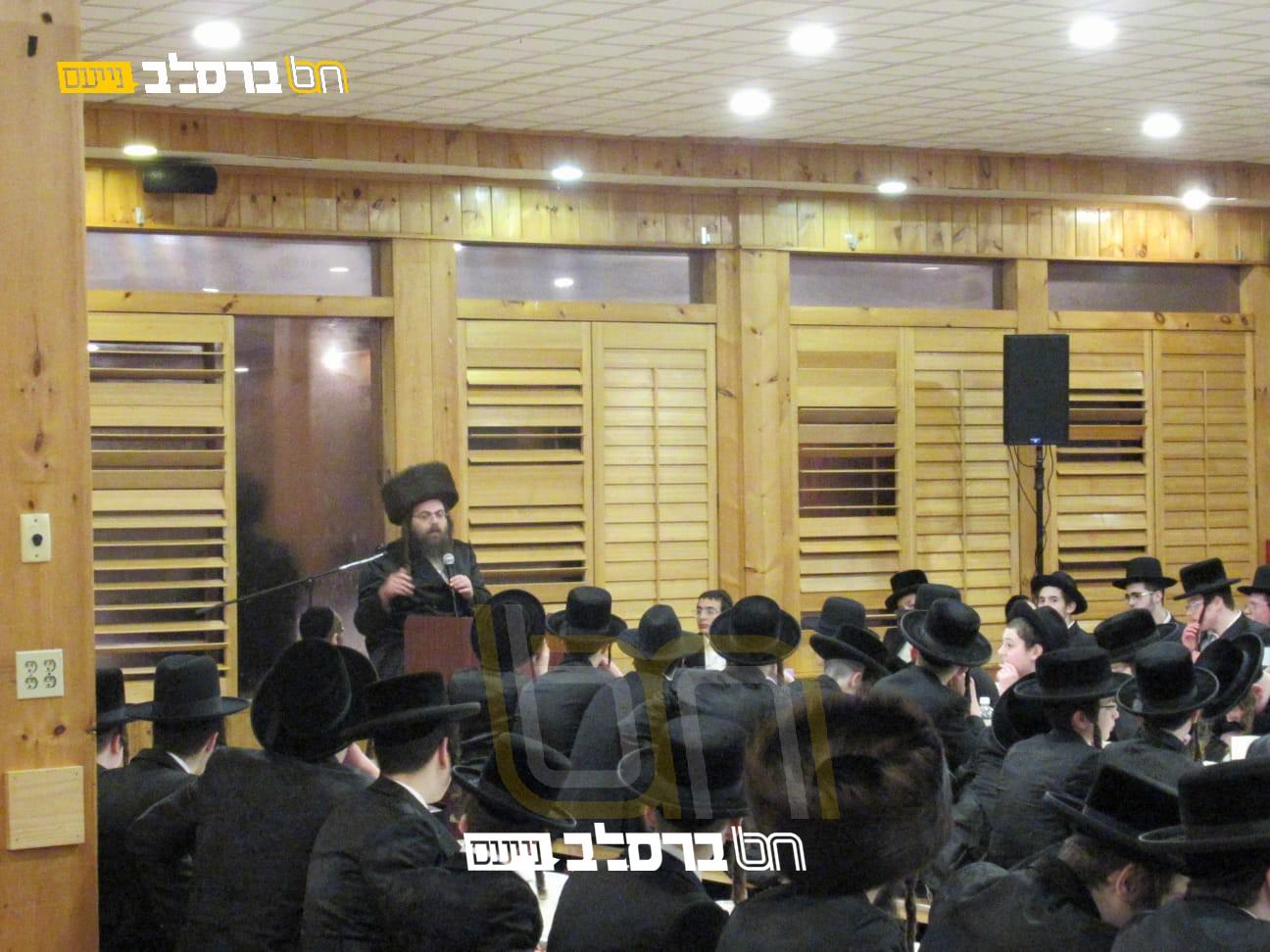 ארה"ב • מאות בחורים מאנ"ש ב'שבת התאחדות' |◄