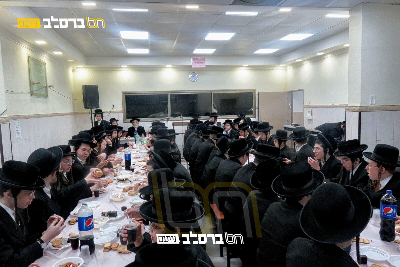 'קרן אור' • חנוכה בישיבה לצעירים