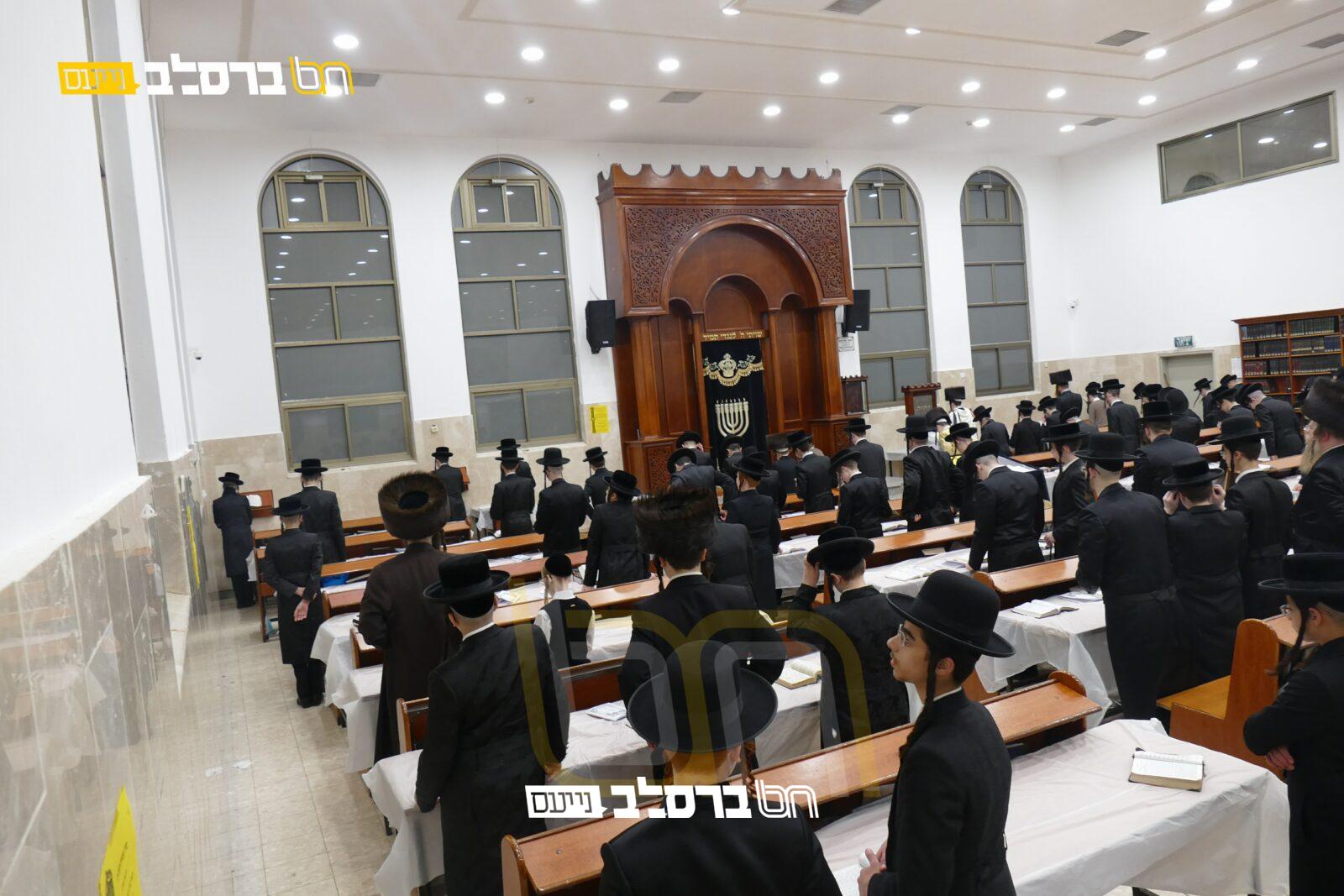 קרן אור • בחורי הישיבה ב'שבת התאחדות' השנתית