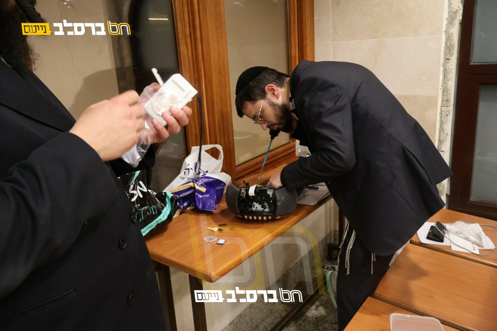 קרן אור • יום ניתוק הכלים מפגעי הטכנולוגיה |↓