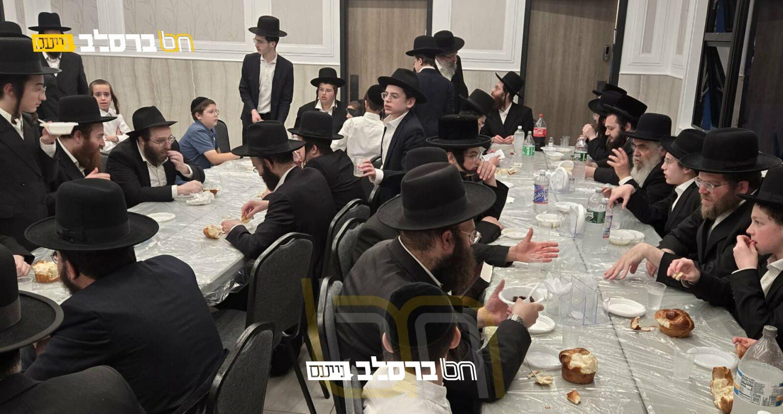 לעיקוואד • מעמד ההדלקה ב'אהל מרדכי' ברסלב |◄