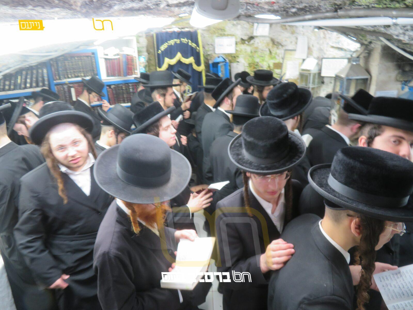 'מורשת הנחל' • ישיבת בין הזמנים בית שמש במסע לקברי צדיקים